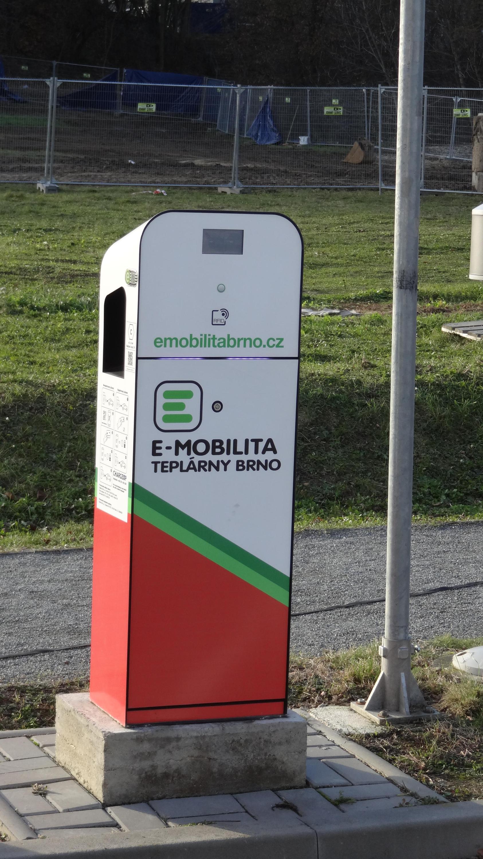 Teplárny Brno, a.s. - nabíjecí stanice foto 3