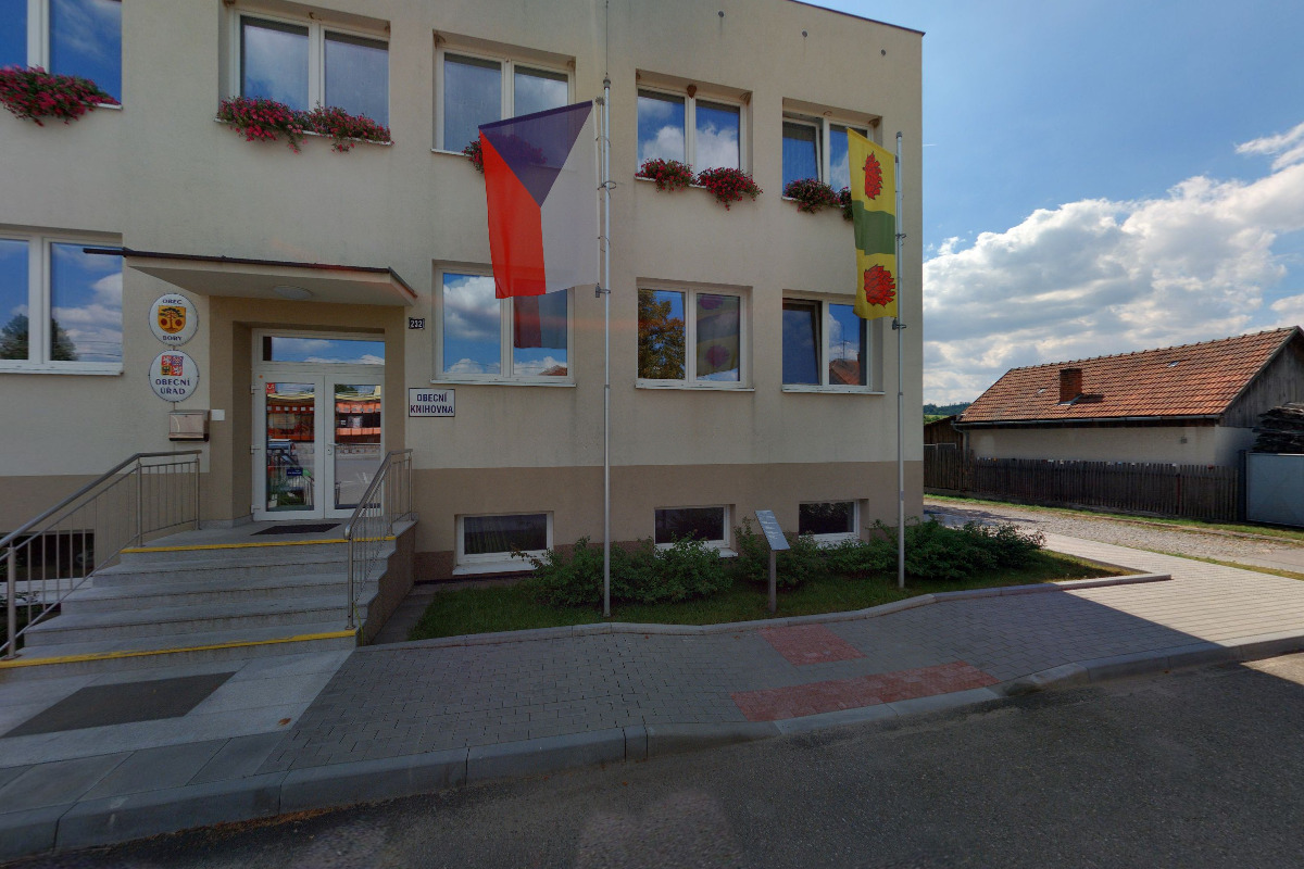 Bory - obecní úřad foto 3
