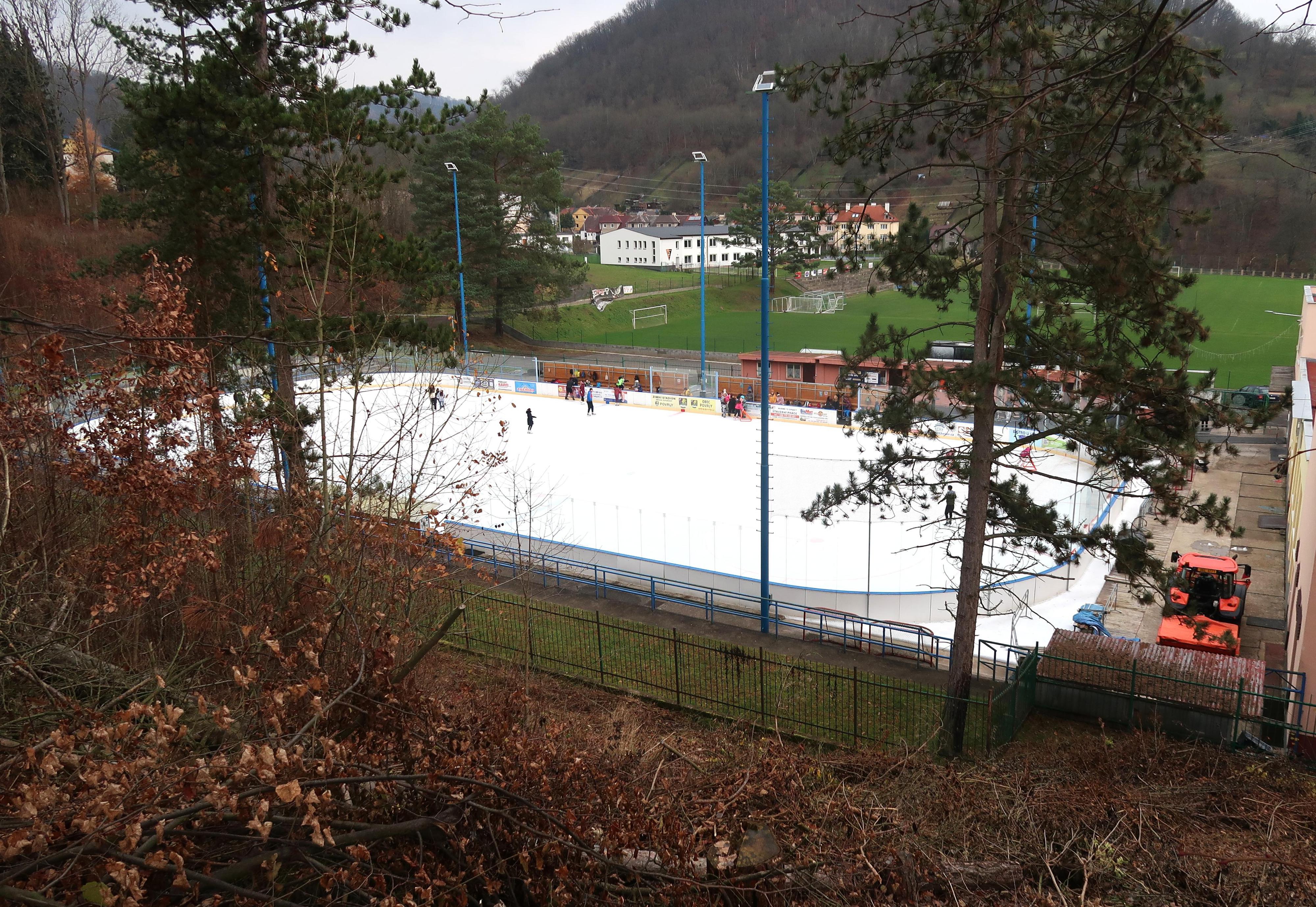 Zimní stadion Povrly foto 4