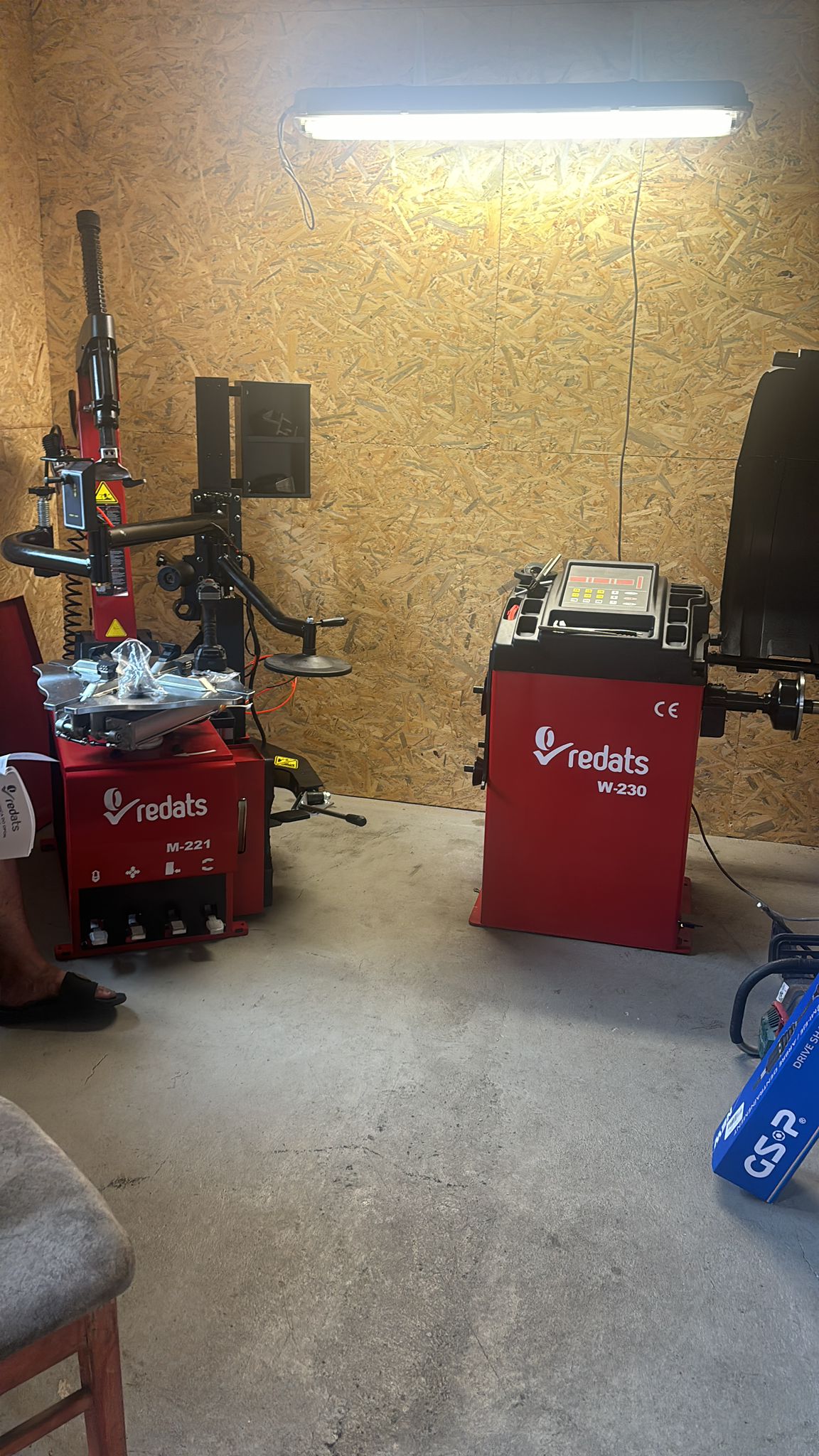 PNEU SERVIS A SERVIS ŠLEZAR foto 3