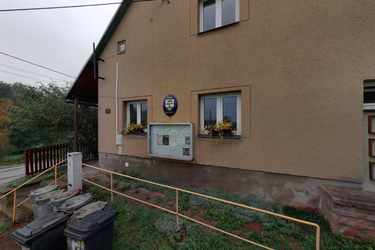 Borovnička - obecní úřad foto 5