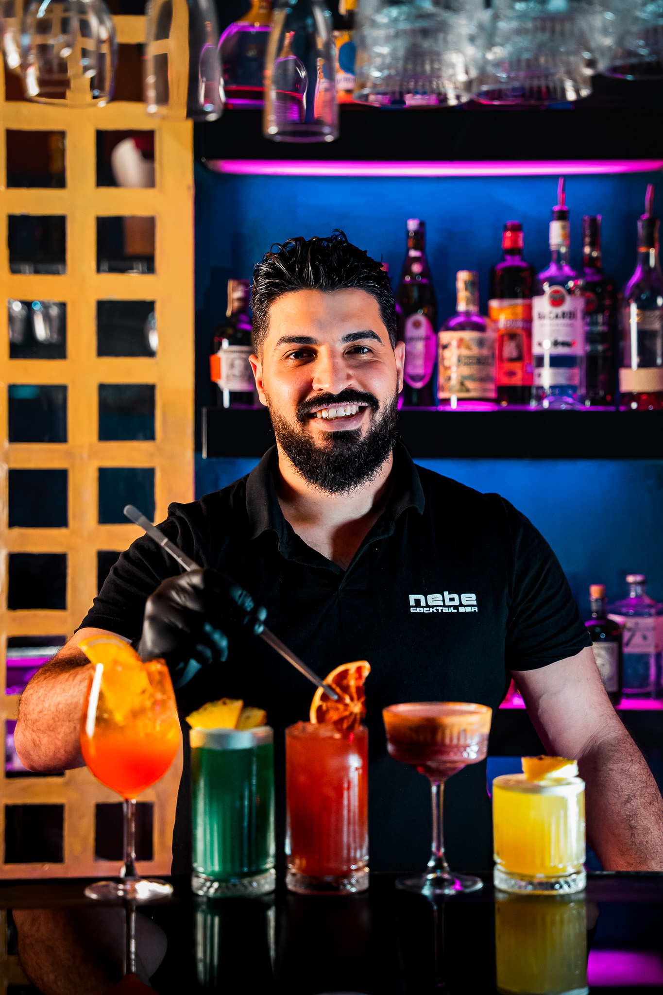 Nebe Cocktail & Music Bar foto 4