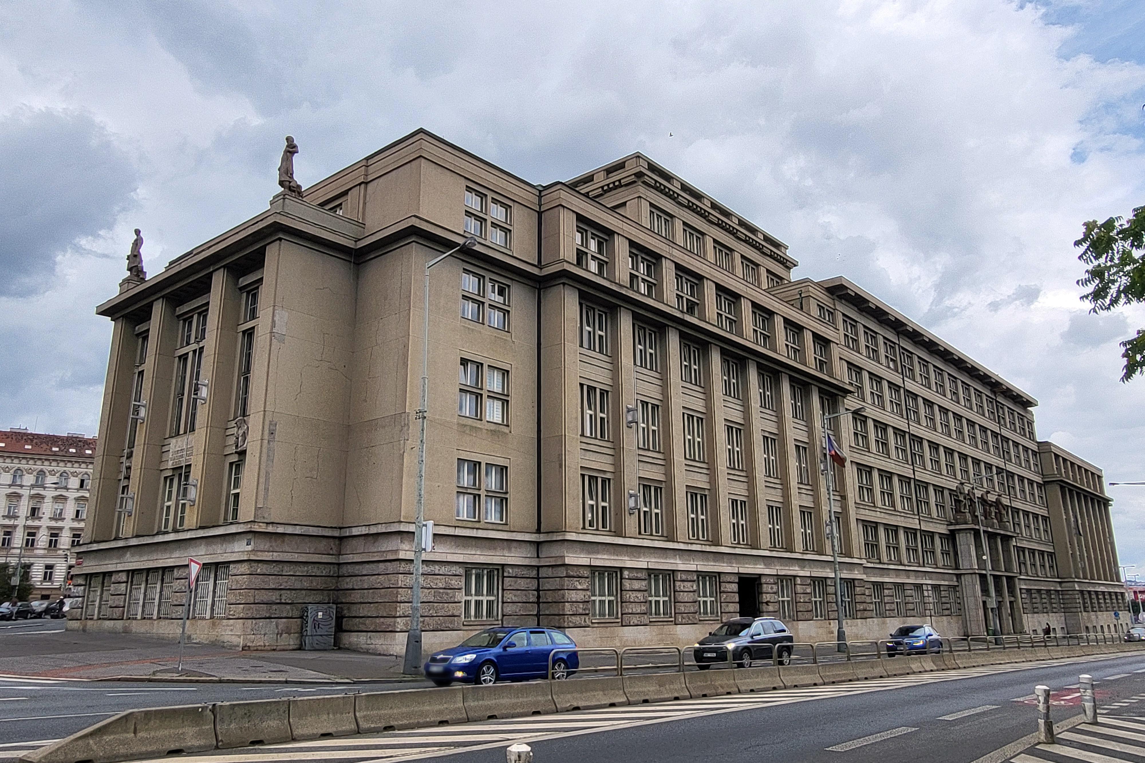 Specializovaný finanční úřad