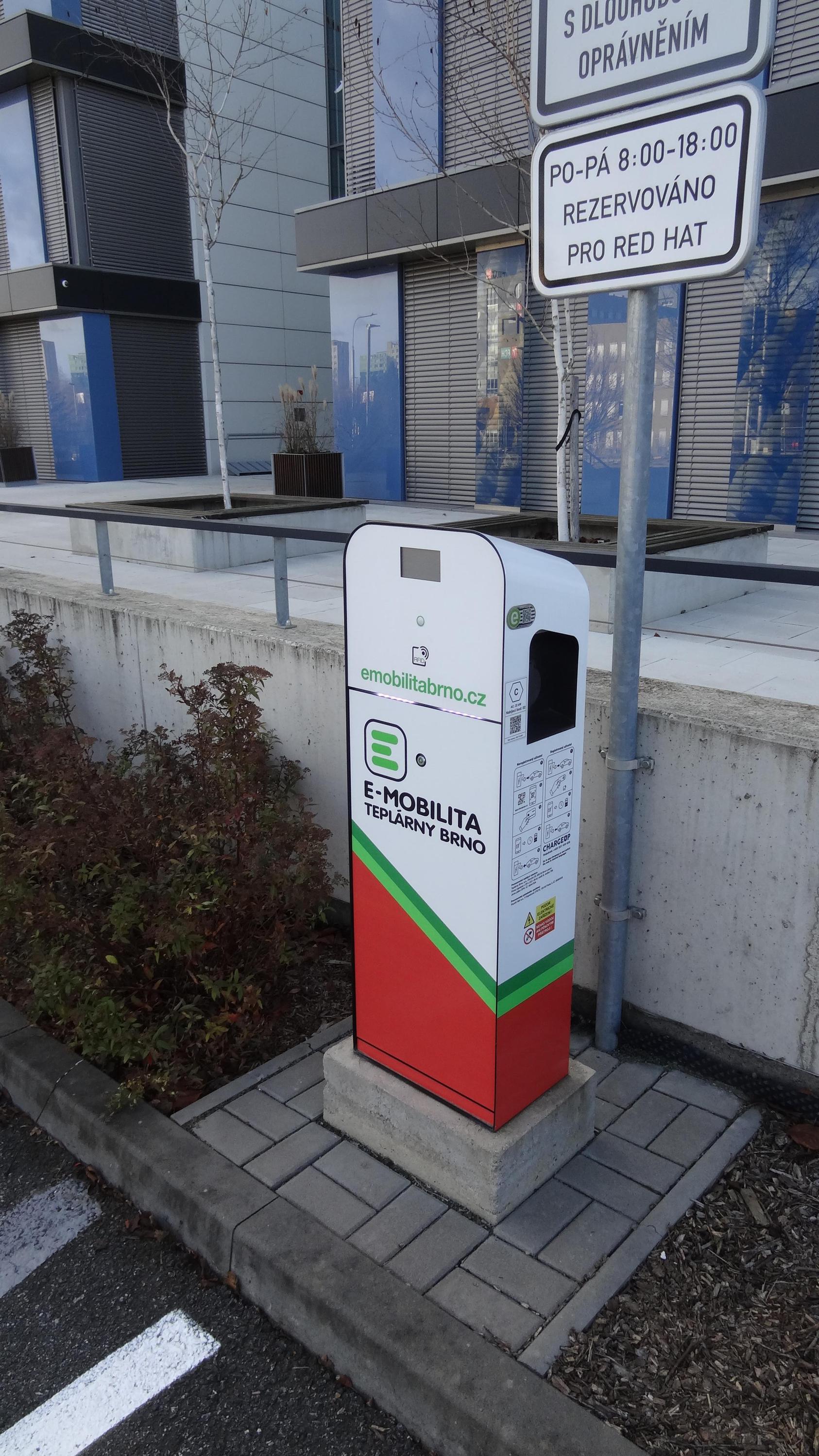 Teplárny Brno, a.s.- Nabíjecí stanice foto 3