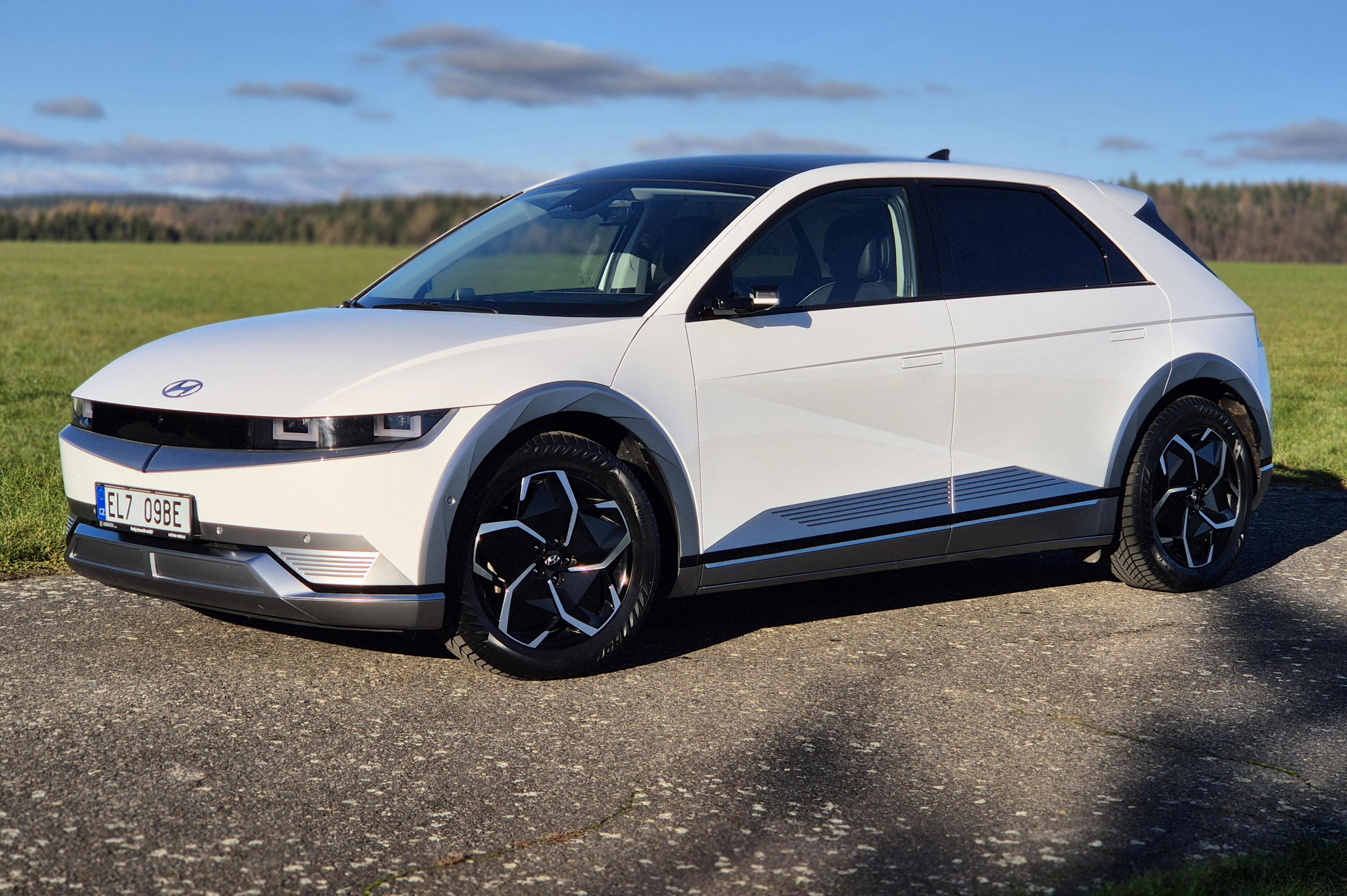 Hyundai Ioniq 5, Style Premium SOH 100% DPH