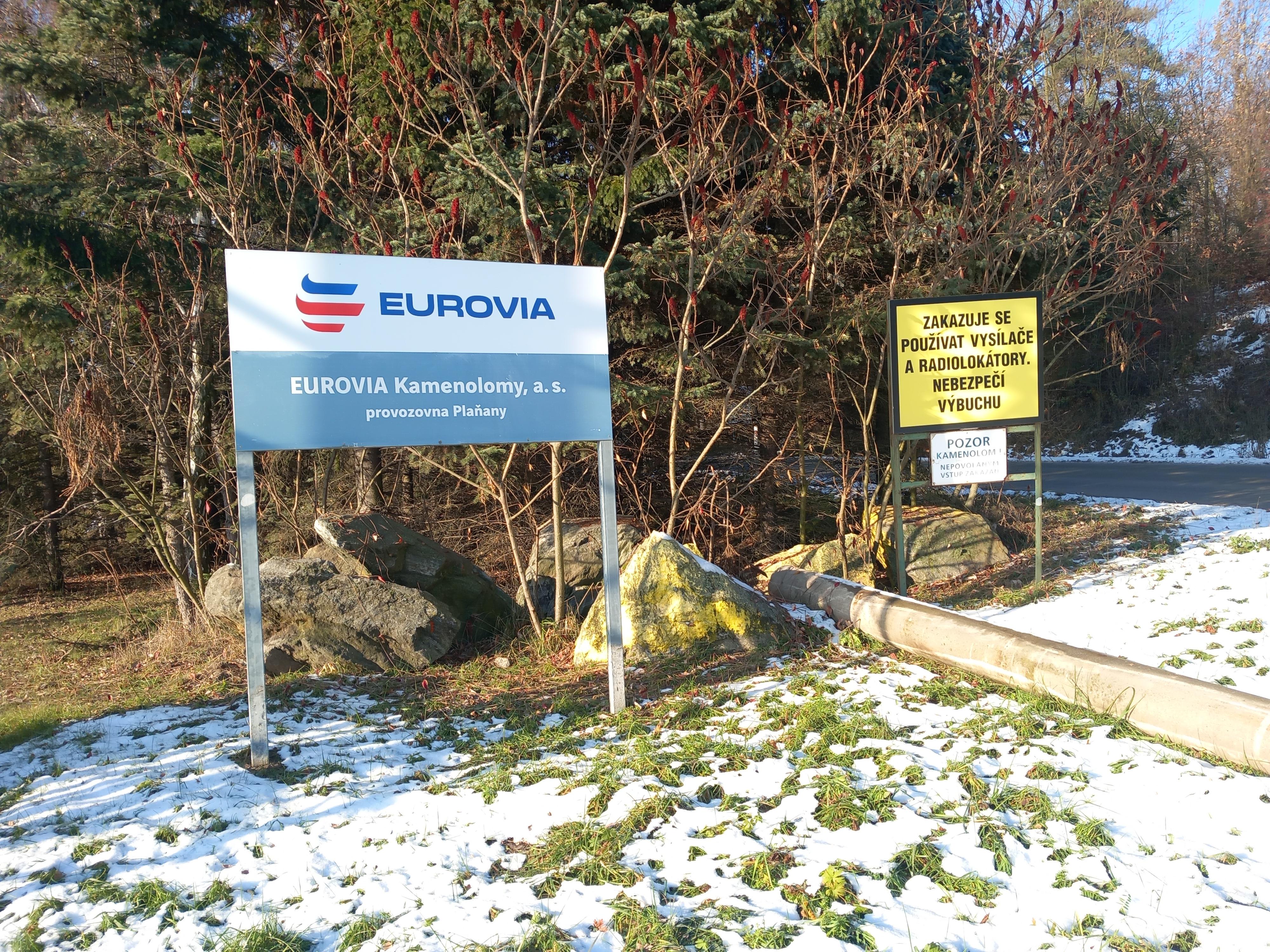 EUROVIA Kamenolomy a.s. - Lom Plaňany foto 1