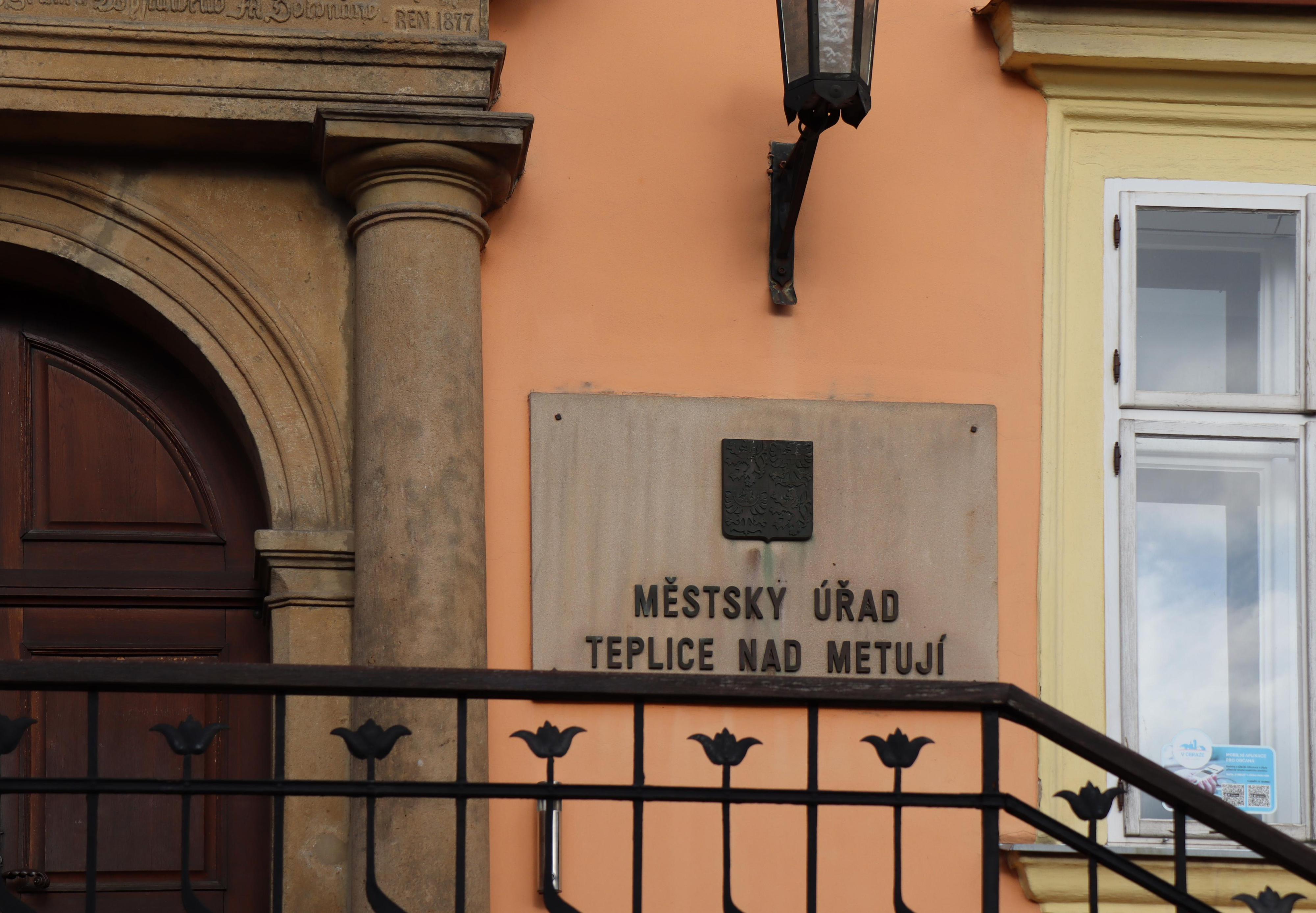 Teplice nad Metují - městský úřad foto 6