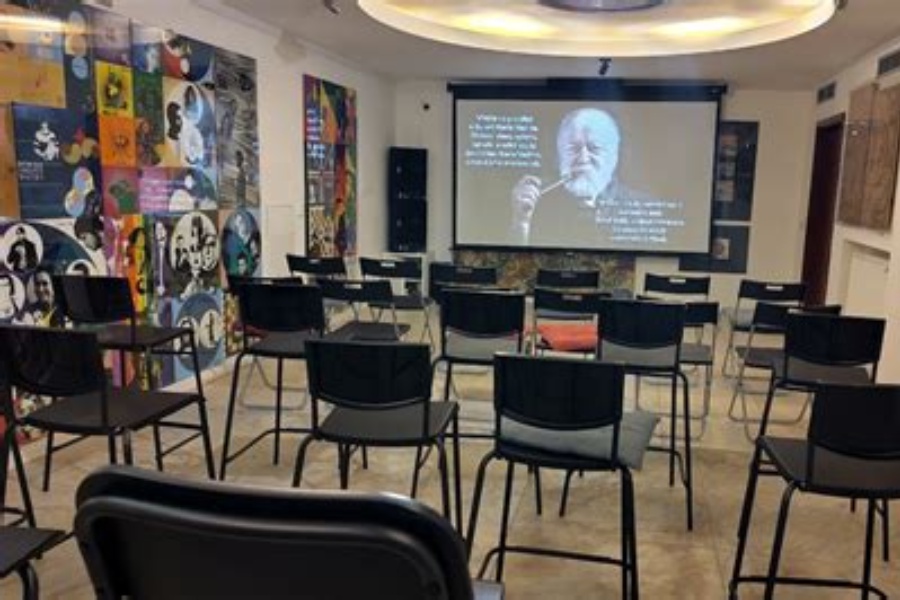 Galerie Karla Vachka | promítání pod stovku!