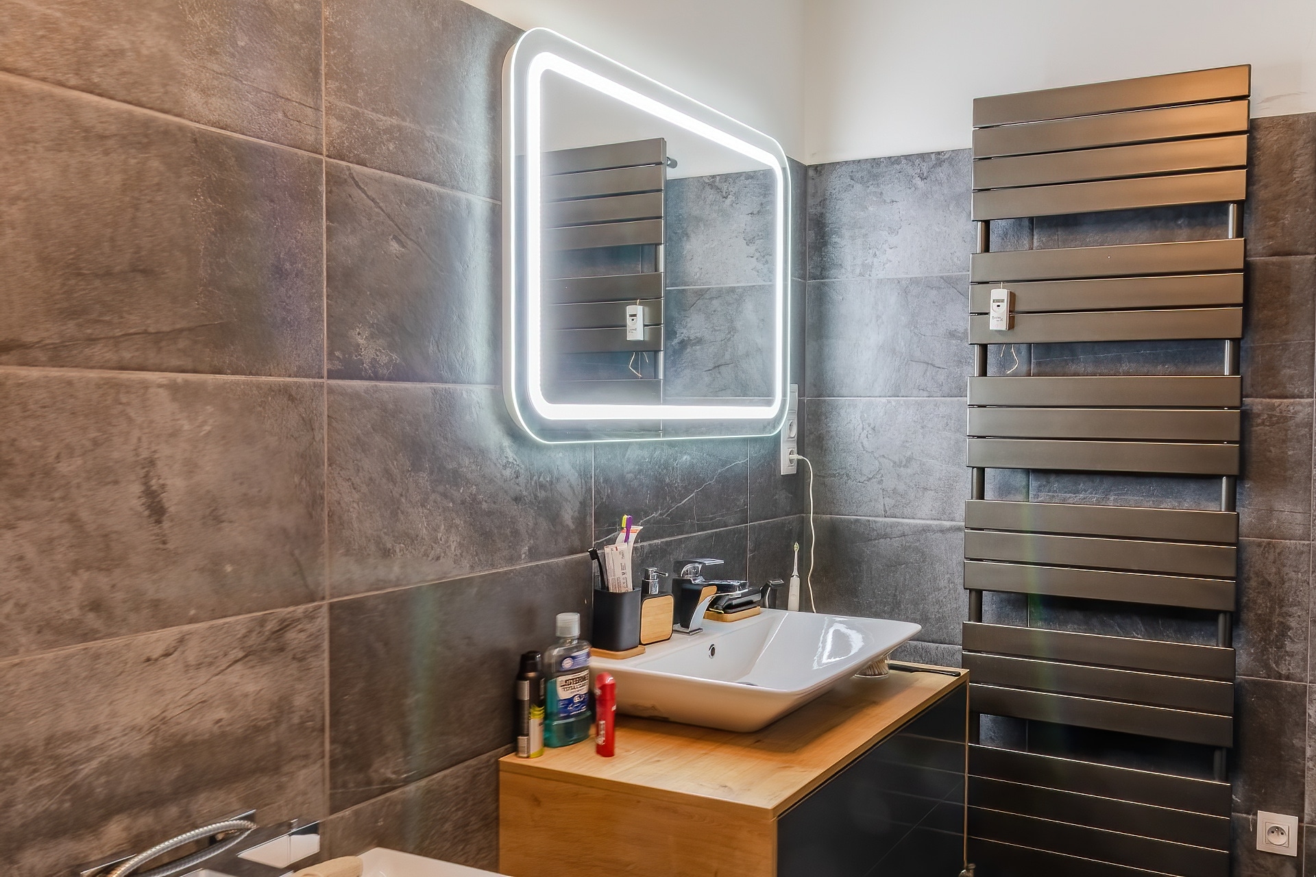 Byt 3+kk s vlastním parkovacím místem