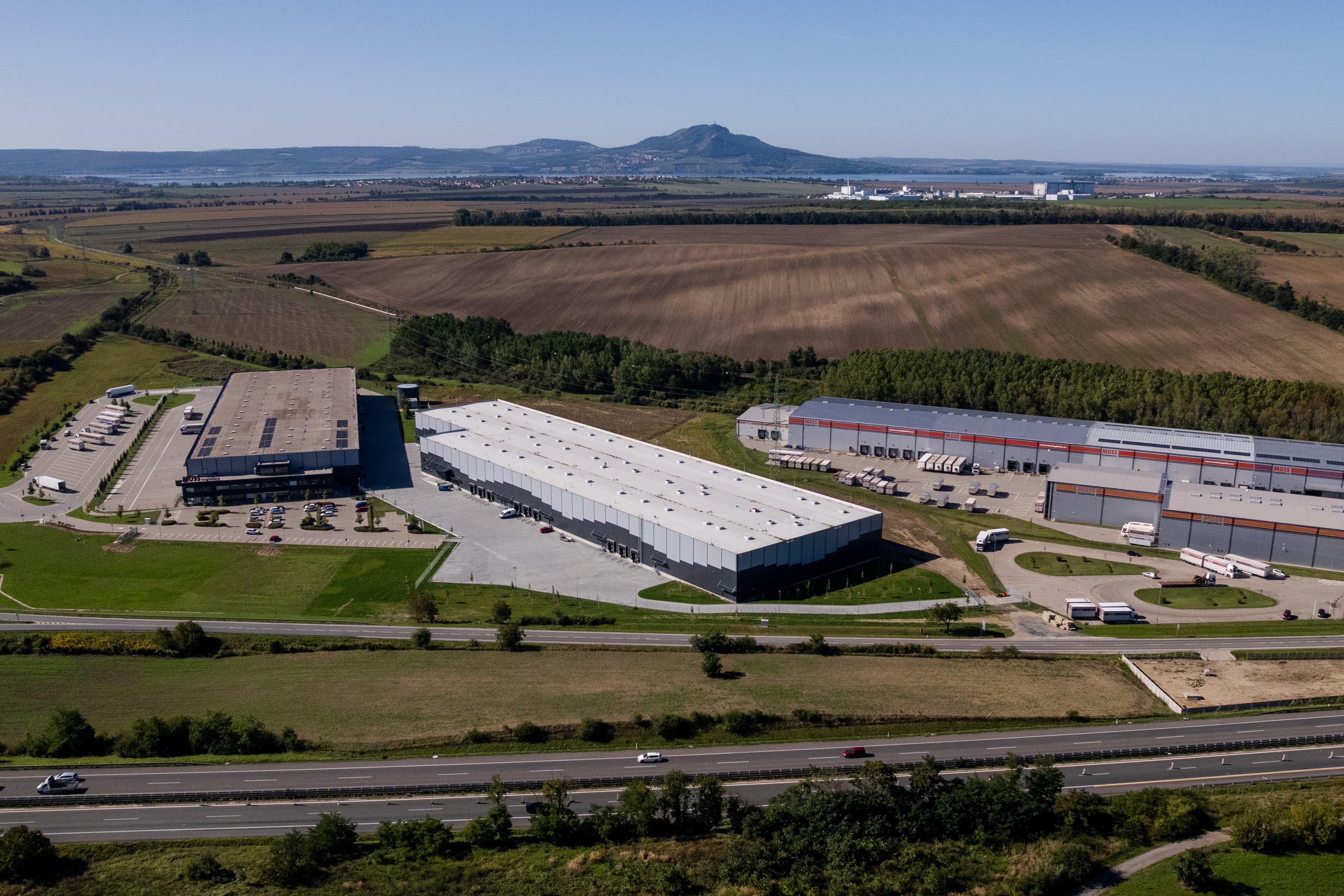 MOSS logistics - Terminal 3 foto 2