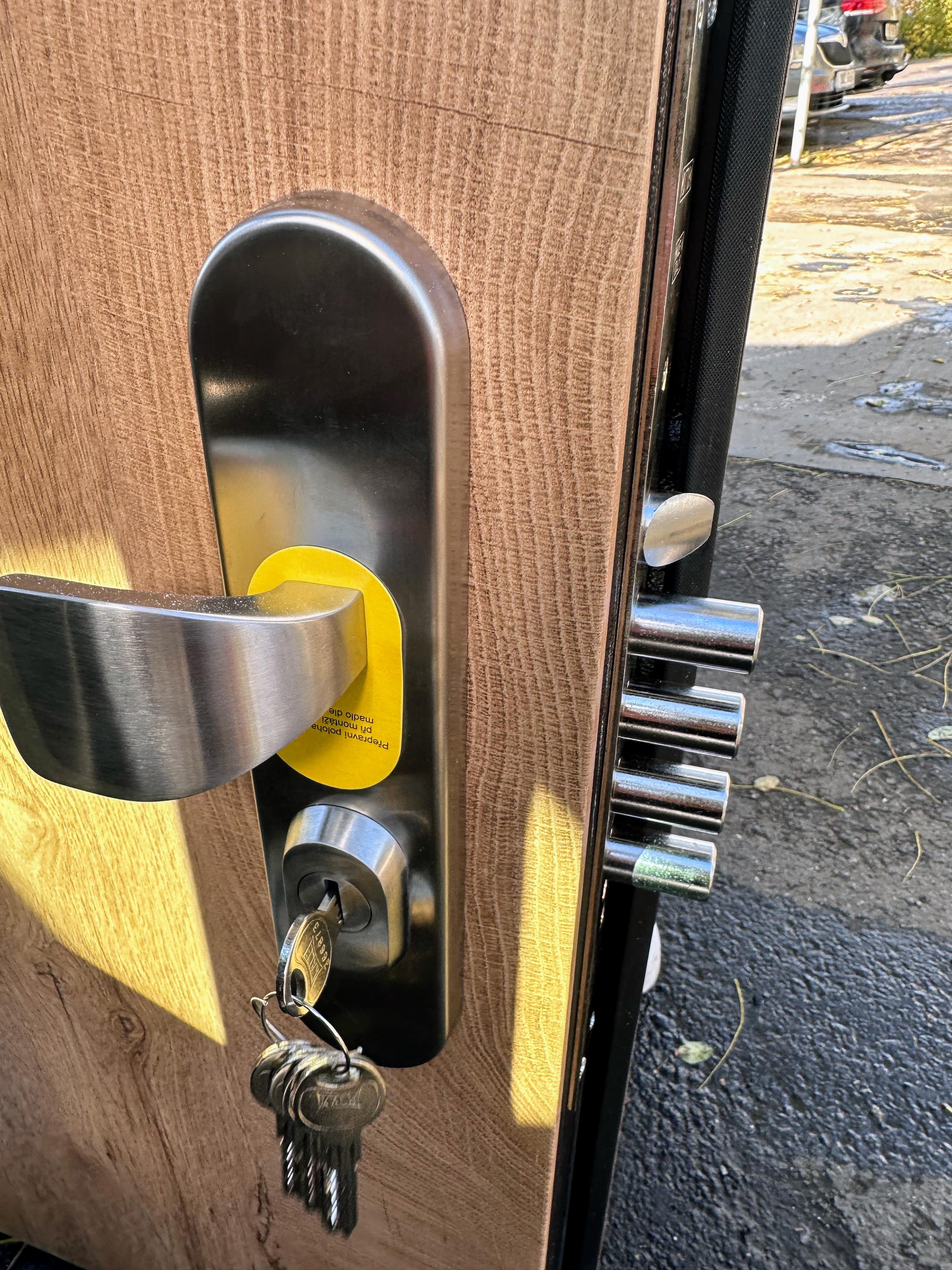 BEZPEČNOSTNÍ DVEŘE - Pavel Žejdlík foto 6