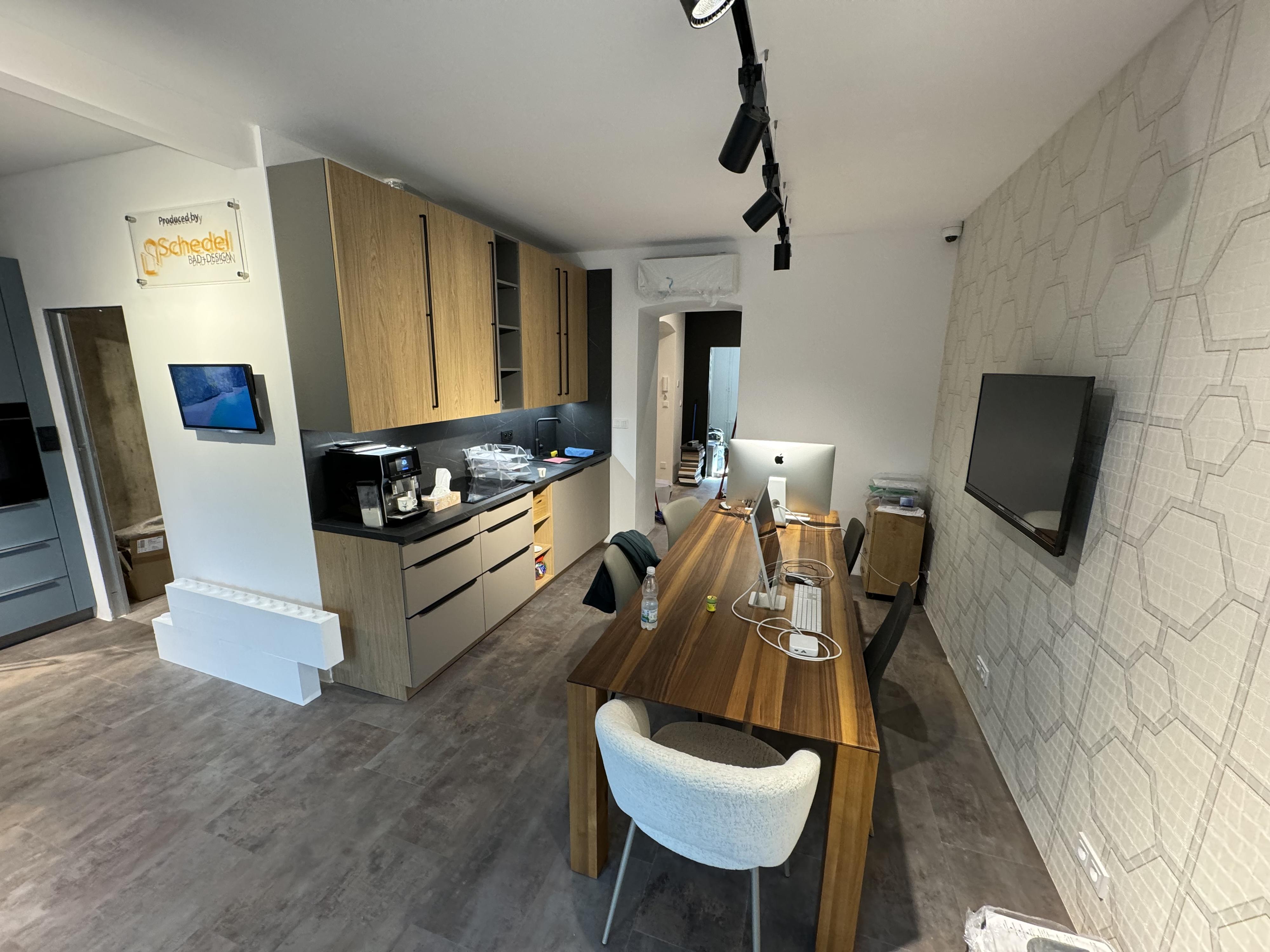 Interiéry PS s.r.o. -  rekonstrukce koupelen, kuchyní a celých bytů, stavební činnost foto 4