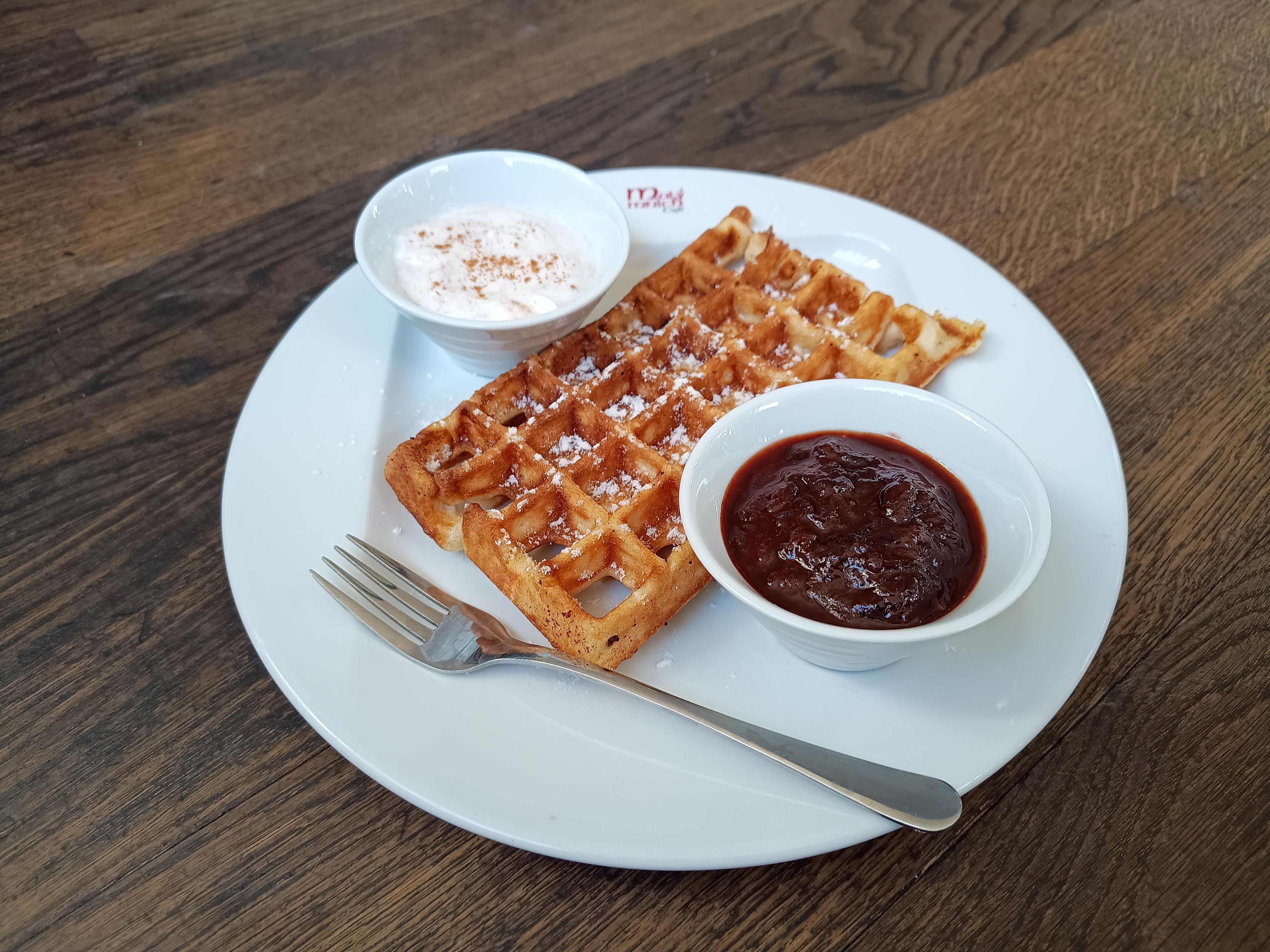 Malý mnich cafe foto 2