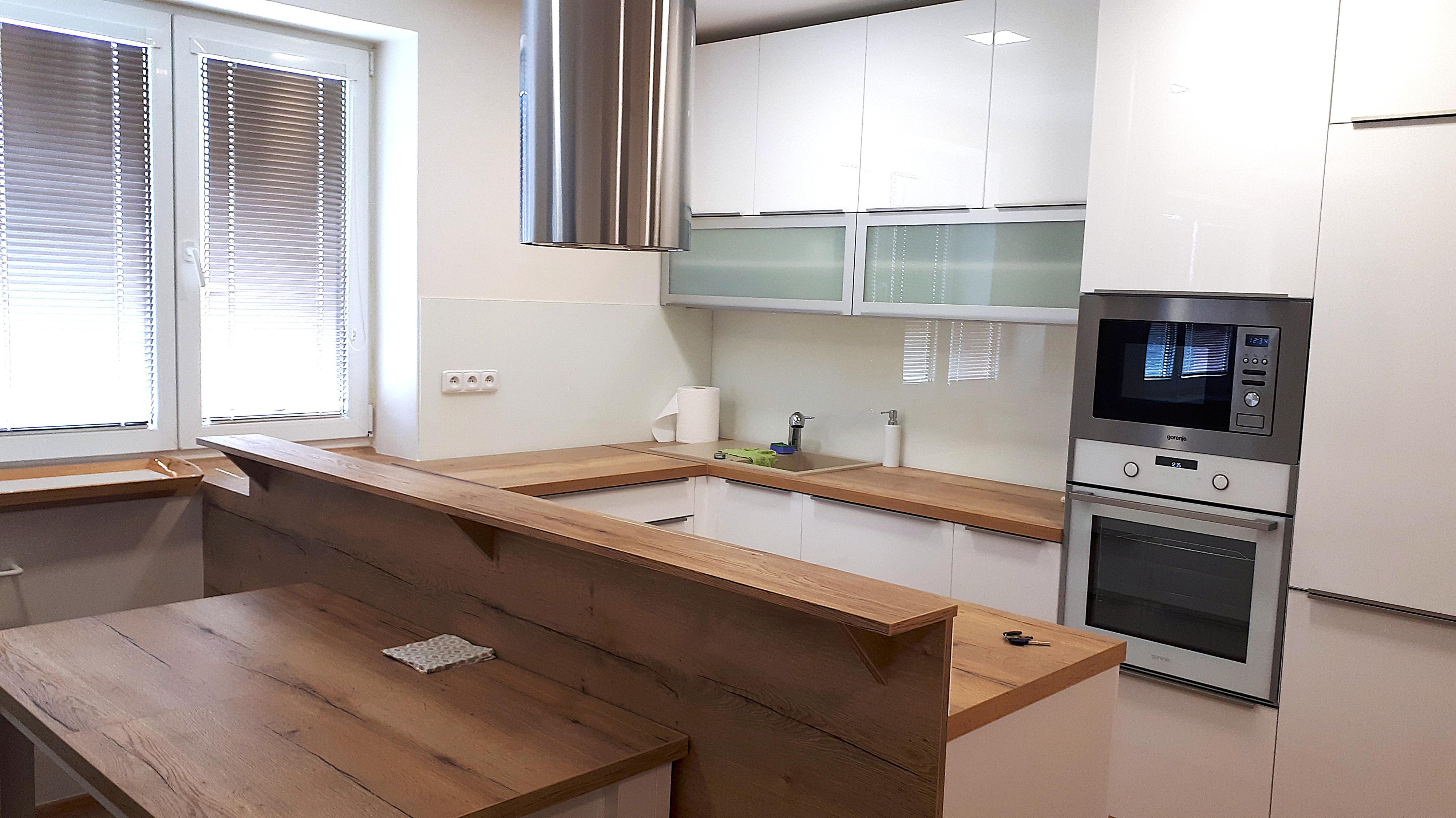 M+M sdružení - rekonstrukce bytových jader a koupelen foto 3