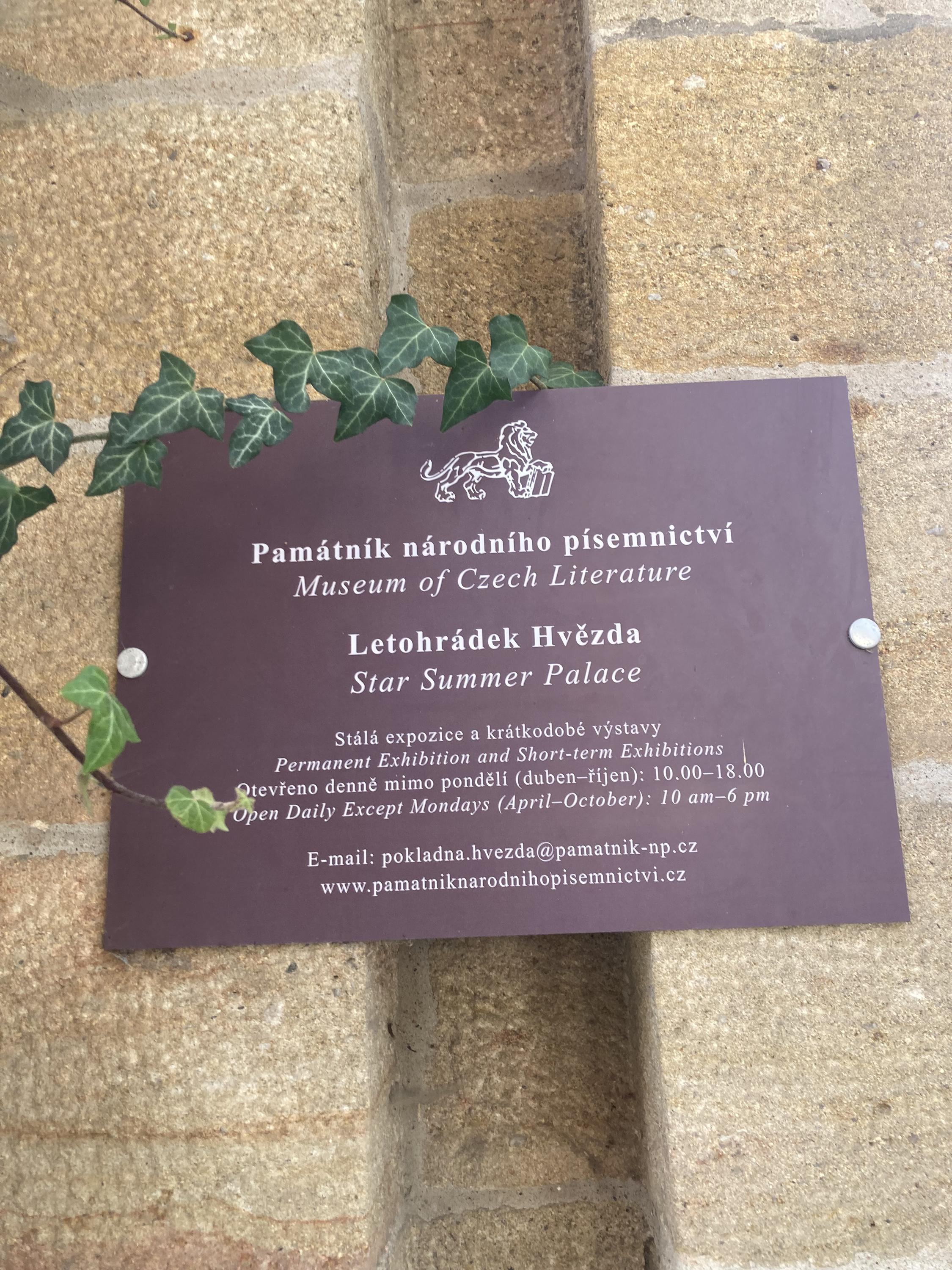 Letohrádek Hvězda foto 1