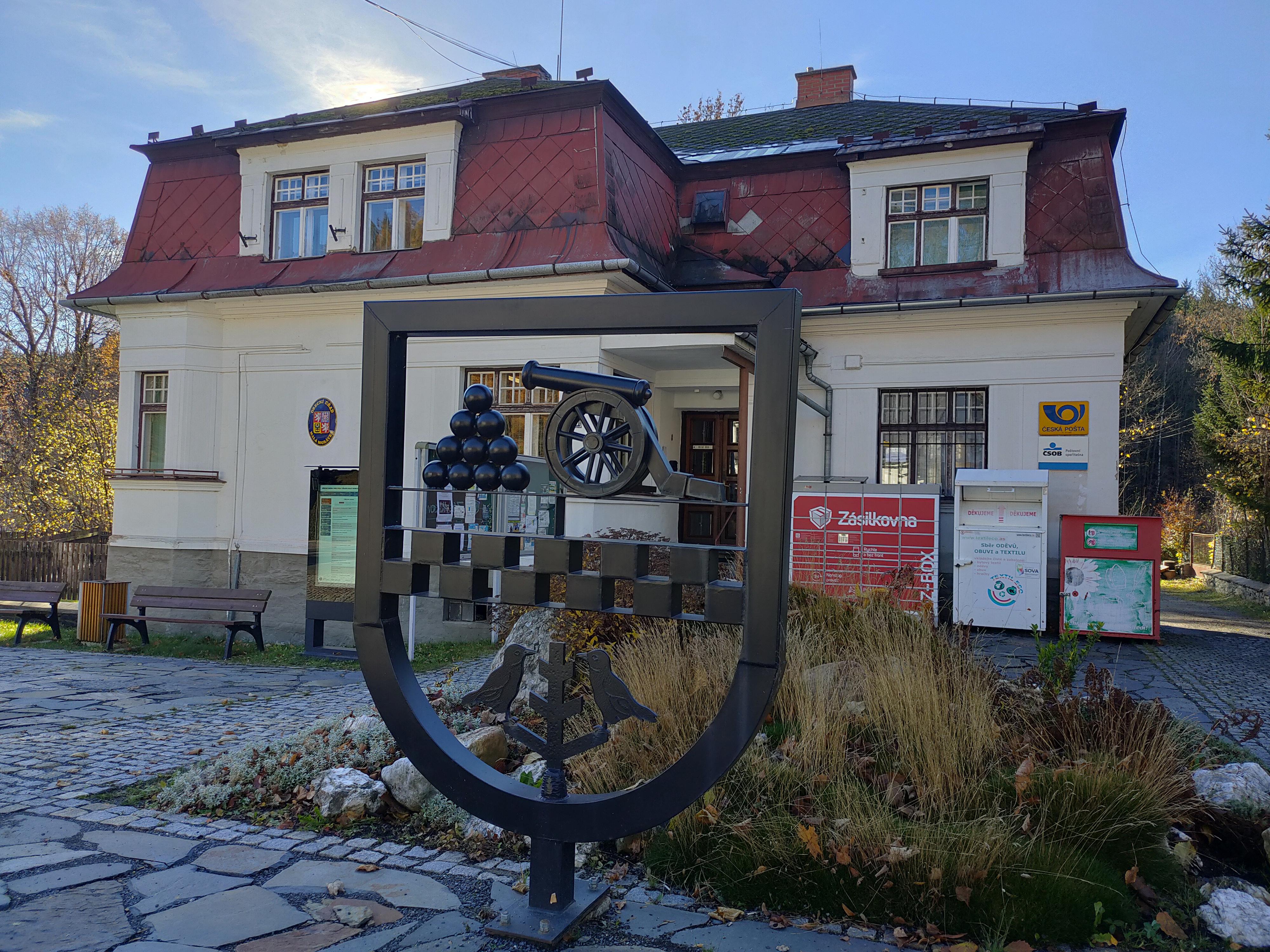 Malá Morávka - obecní úřad foto 5