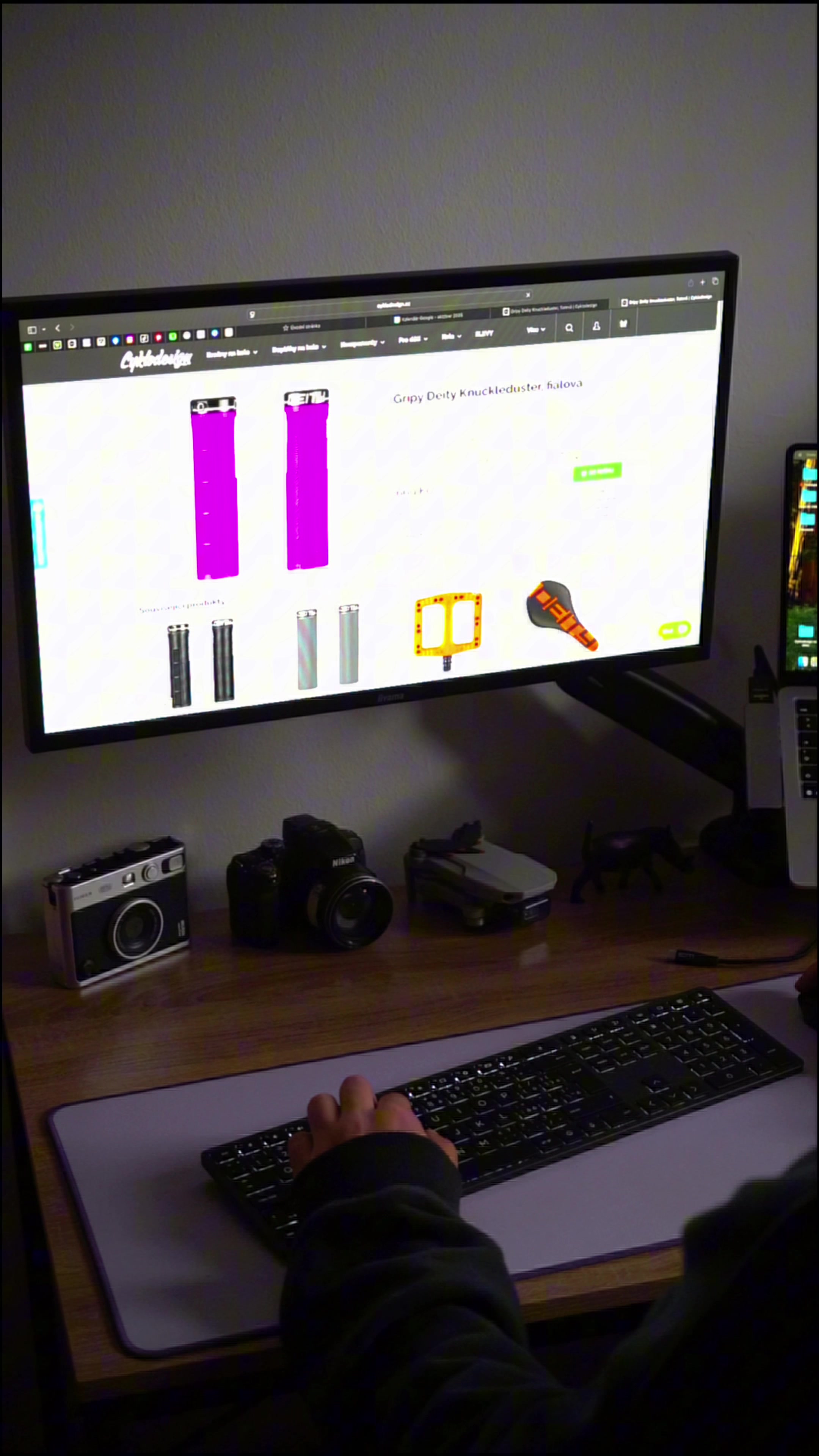 Cyklodesign.cz foto 2 (náhled videa)
