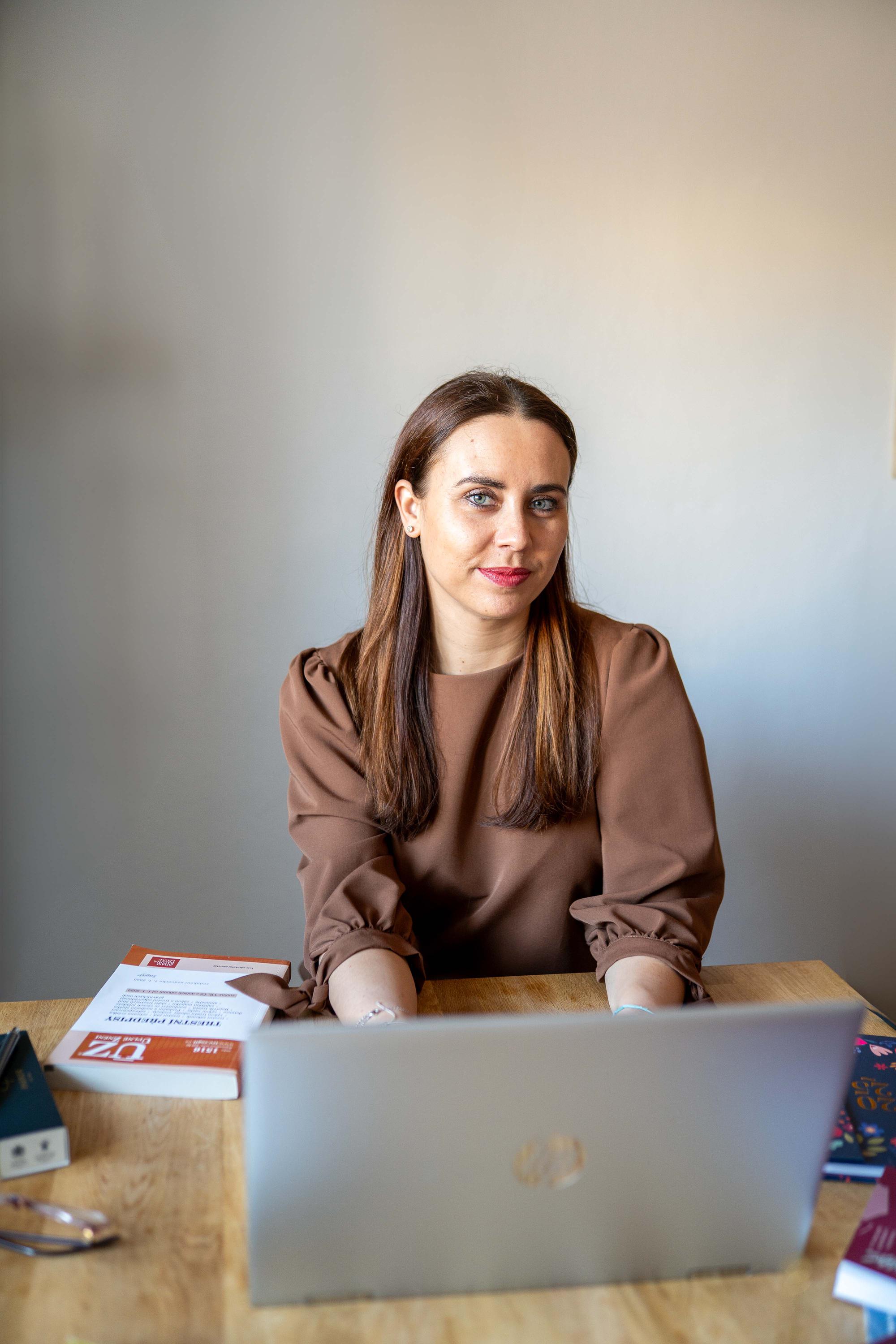 Mgr. Veronika Kubátová - advokátka foto 2