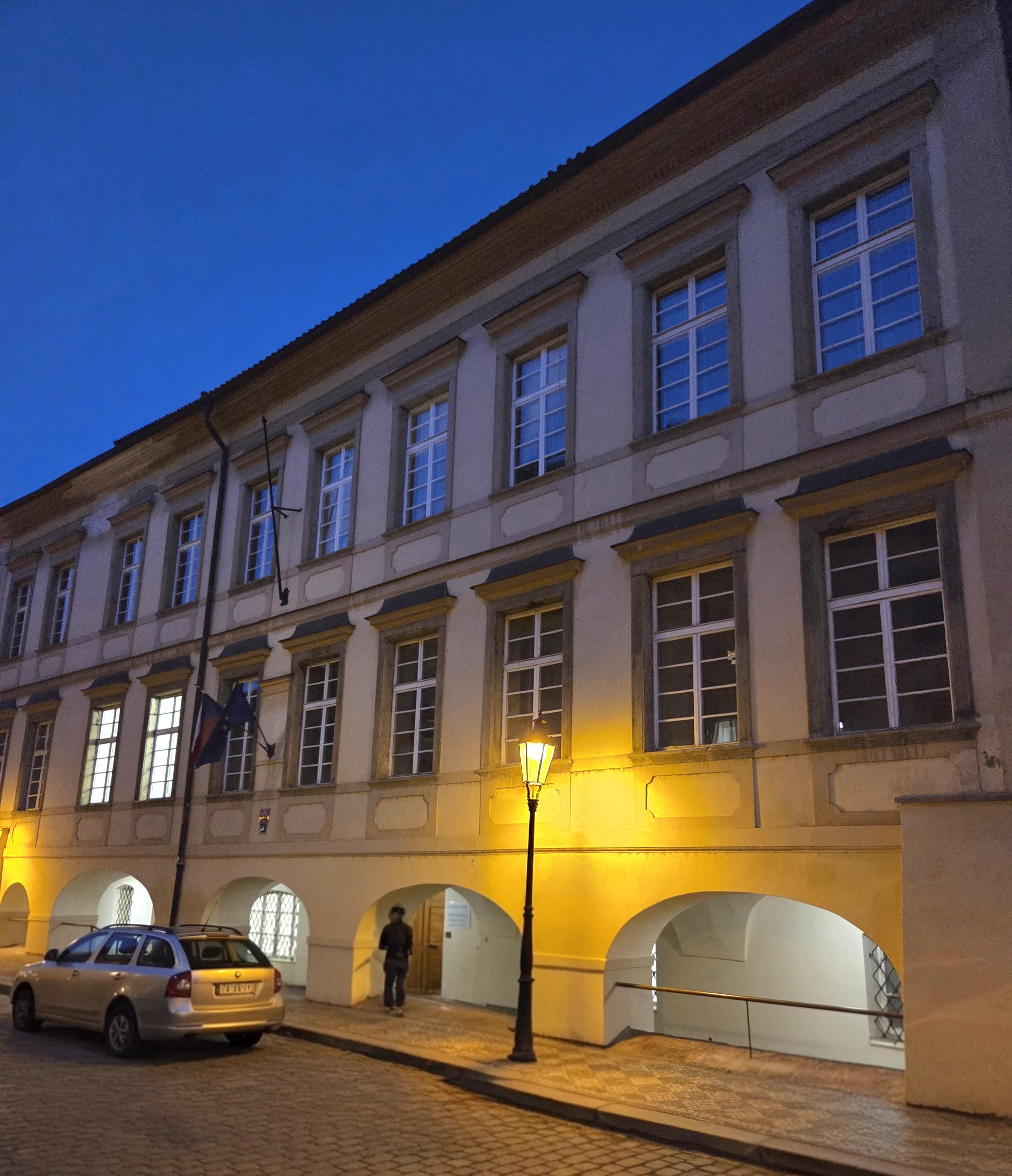 Konzervatoř a střední škola Jana Deyla foto 2