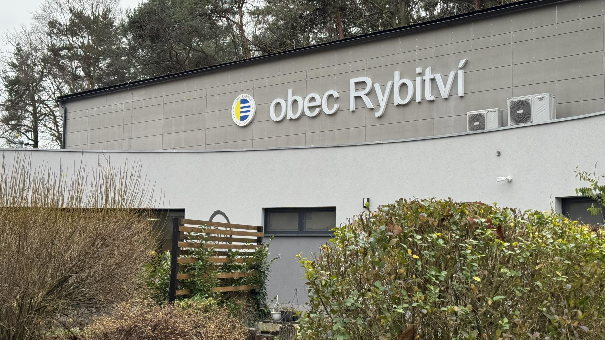 Obec Rybitví foto 4
