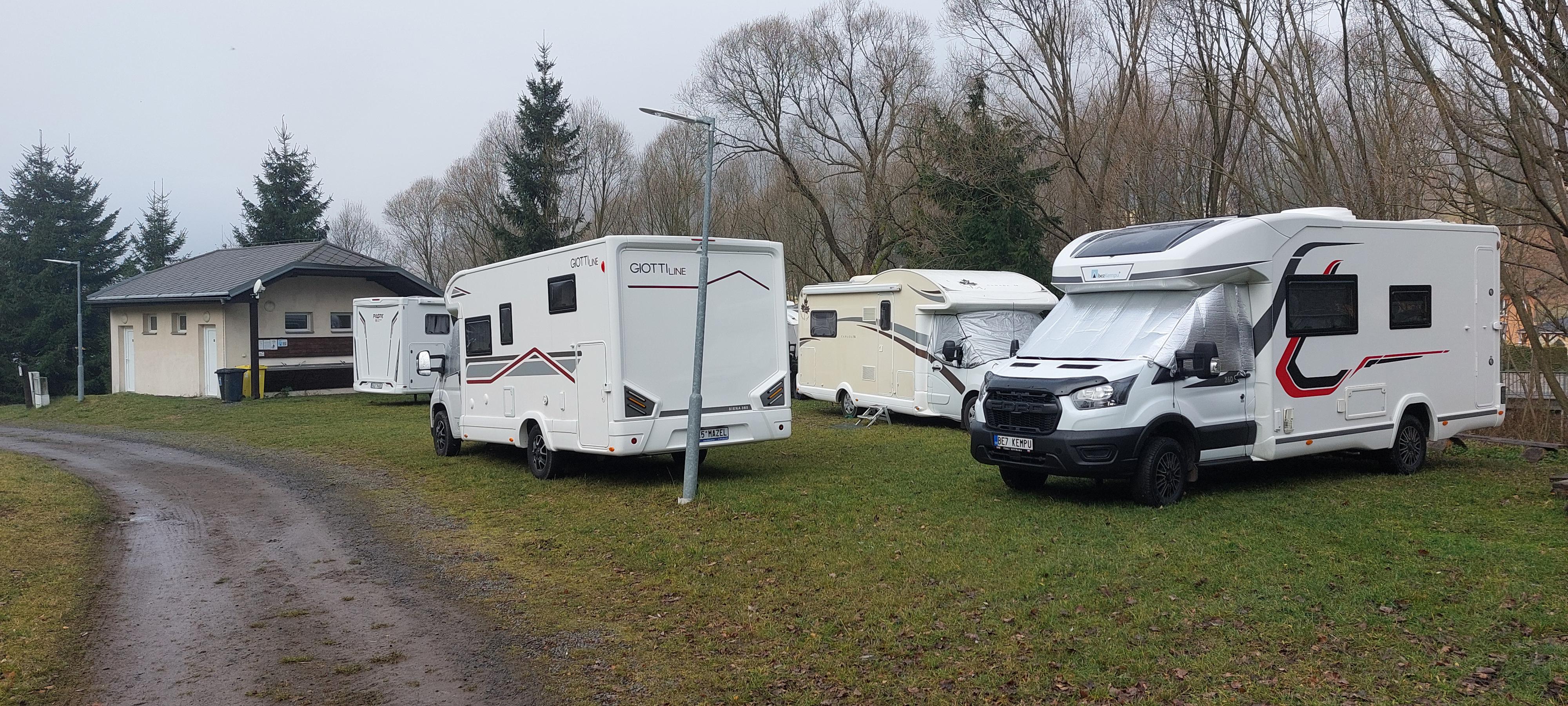 Karavan Camp foto 2