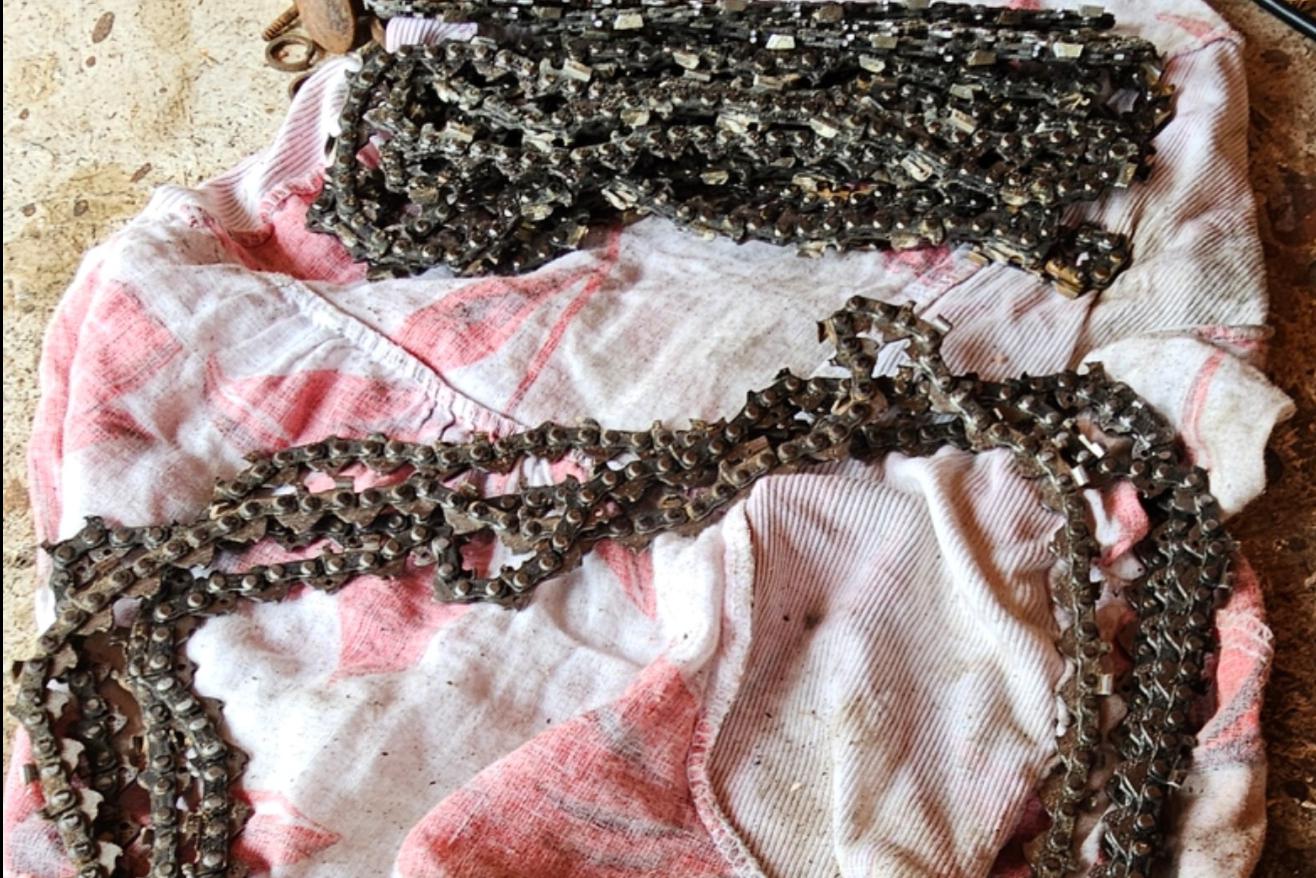 Ostření řetězů motorových pil.