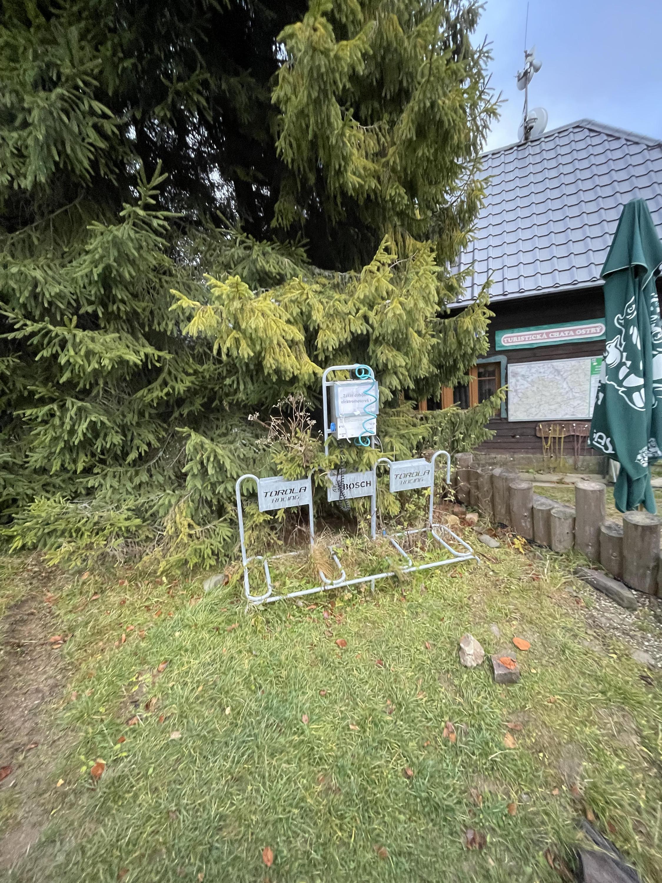 Nabíjecí stanice pro elektrokola Kořistka foto 3