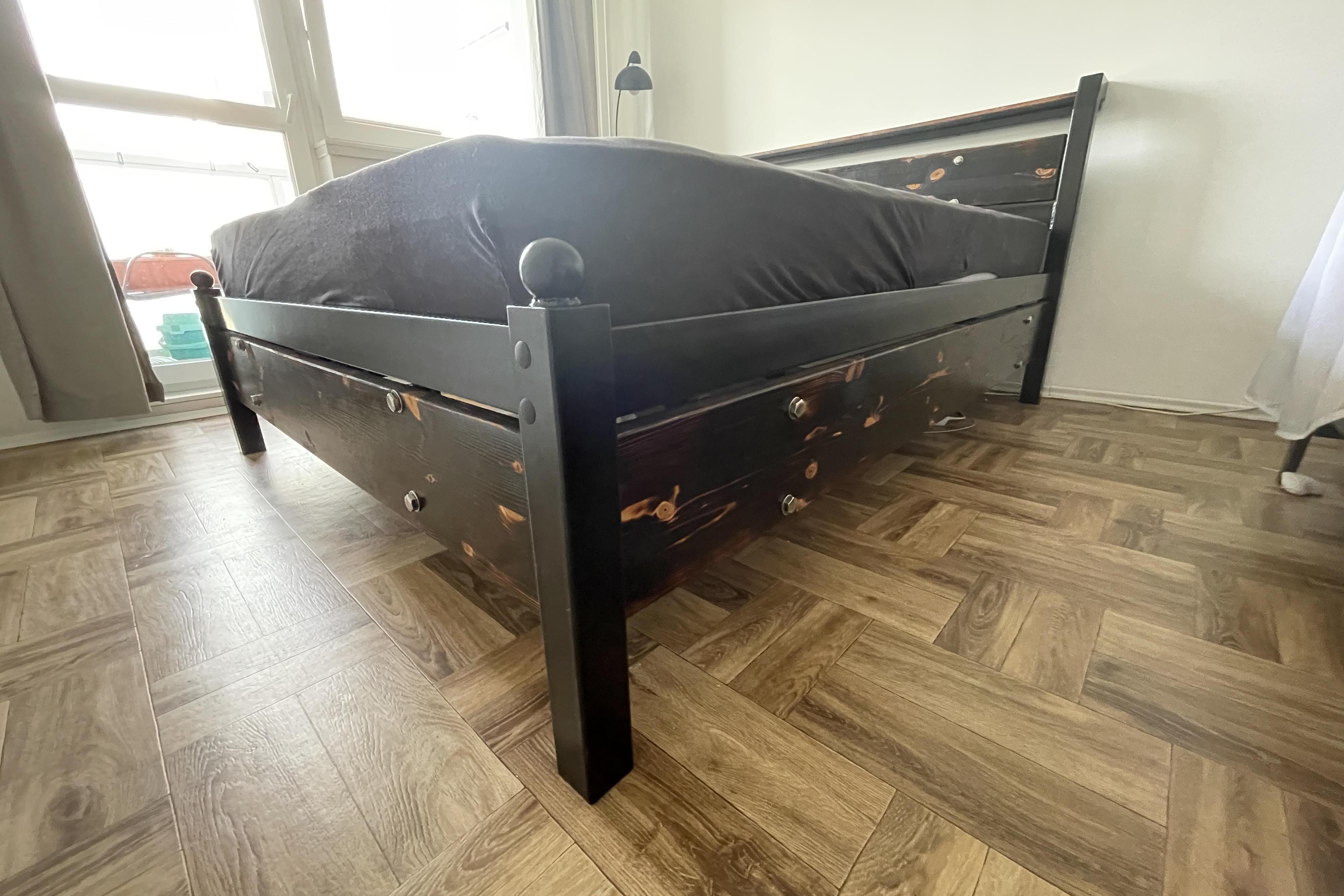 M. B. Hodinový manžel