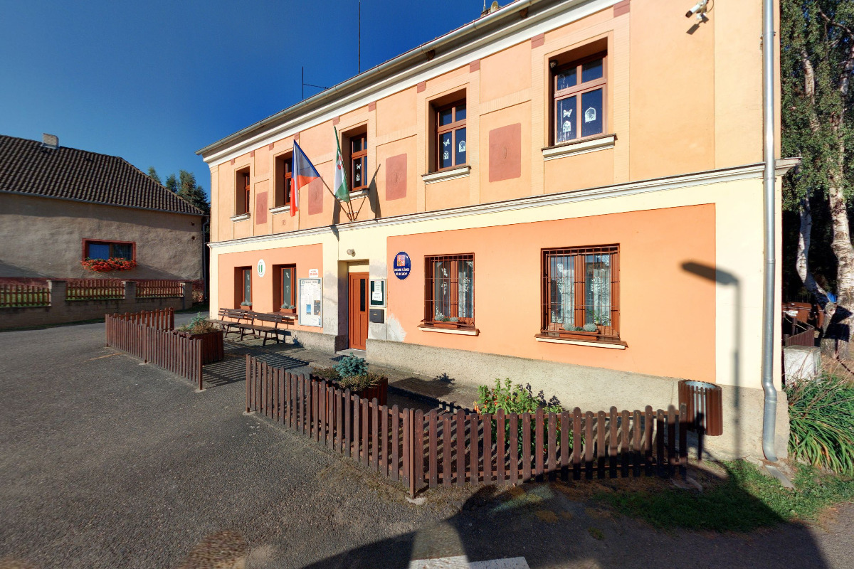 Bílichov - obecní úřad foto 3