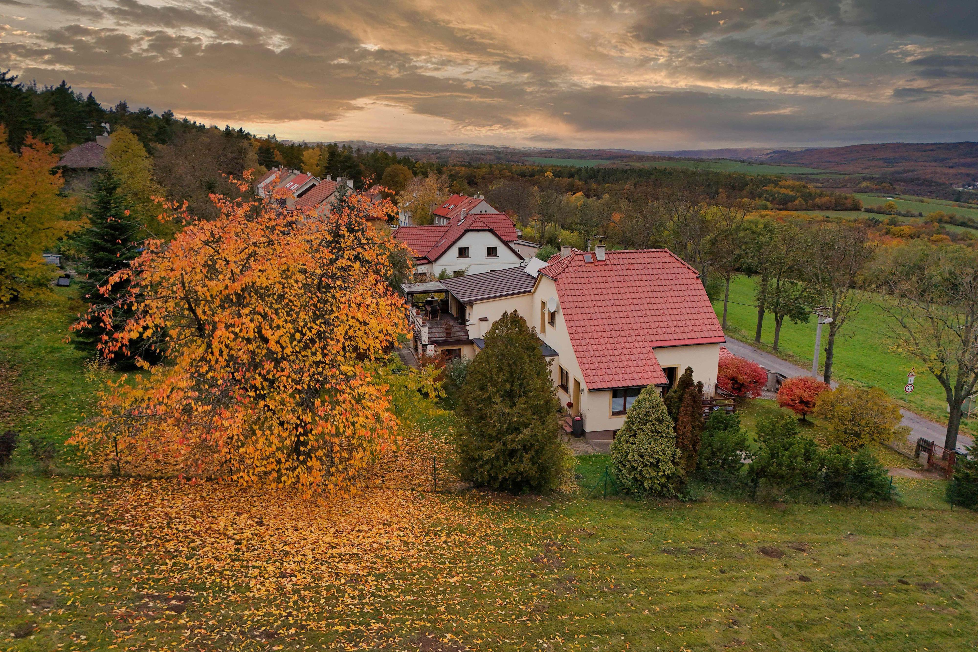 Prodej rodinného domu 3+1 v Berouně Zdejcině