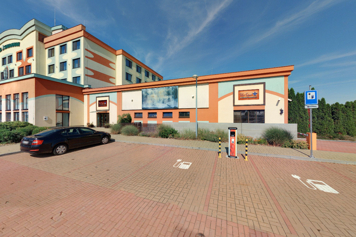 Dobíjecí stanice E.ON Drive