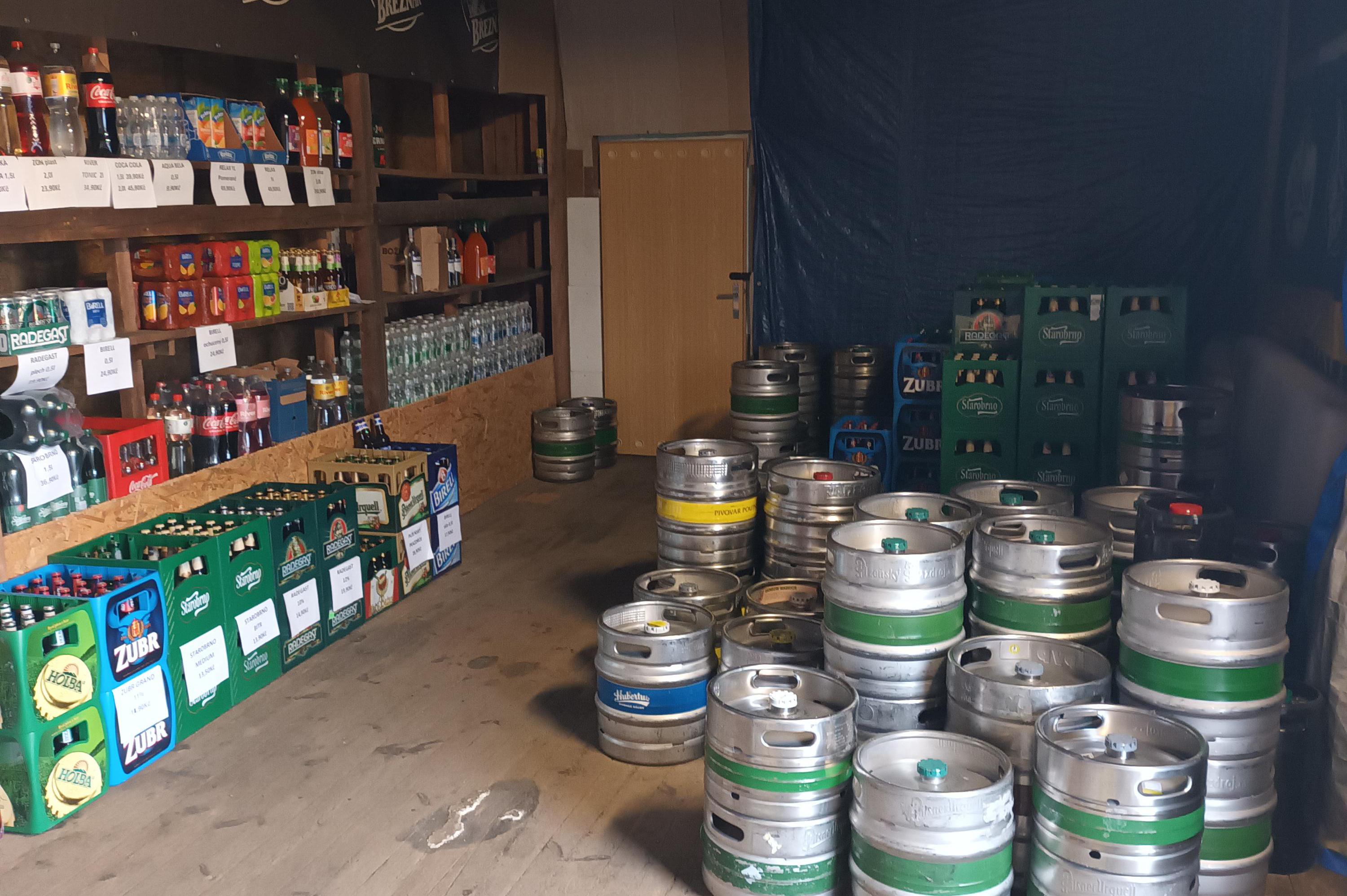 Prodejní sklad piva u Martina