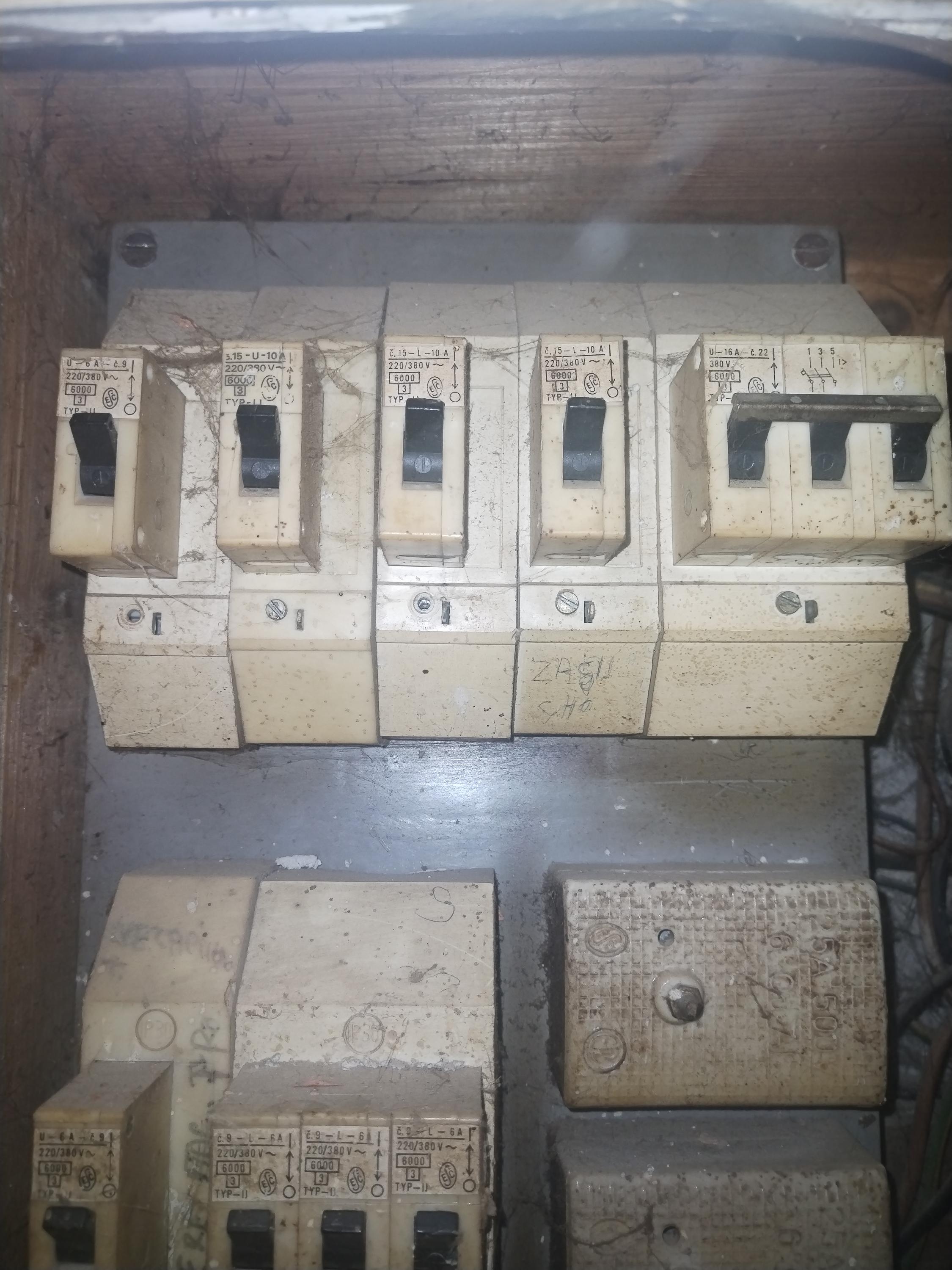 Berki Elektro - havarijní služba foto 4