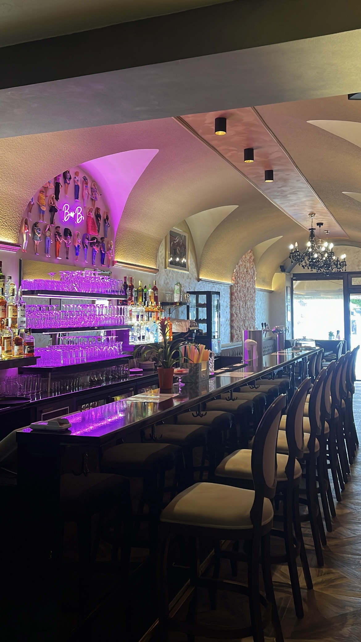Bar B. foto 2