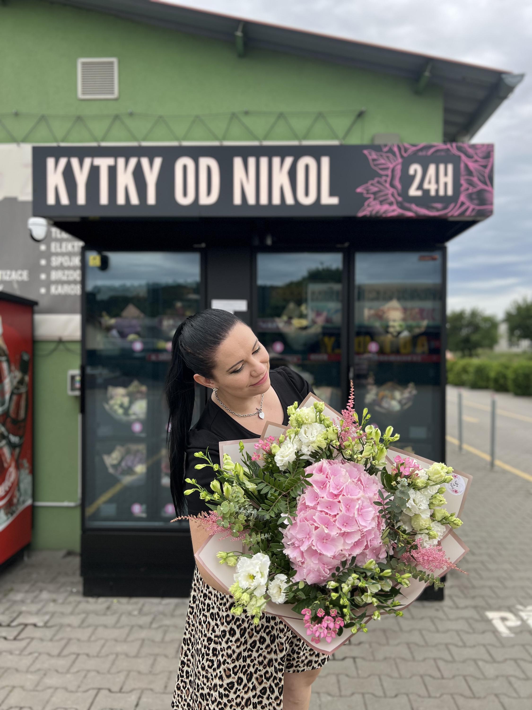 Kytky od Nikol foto 4