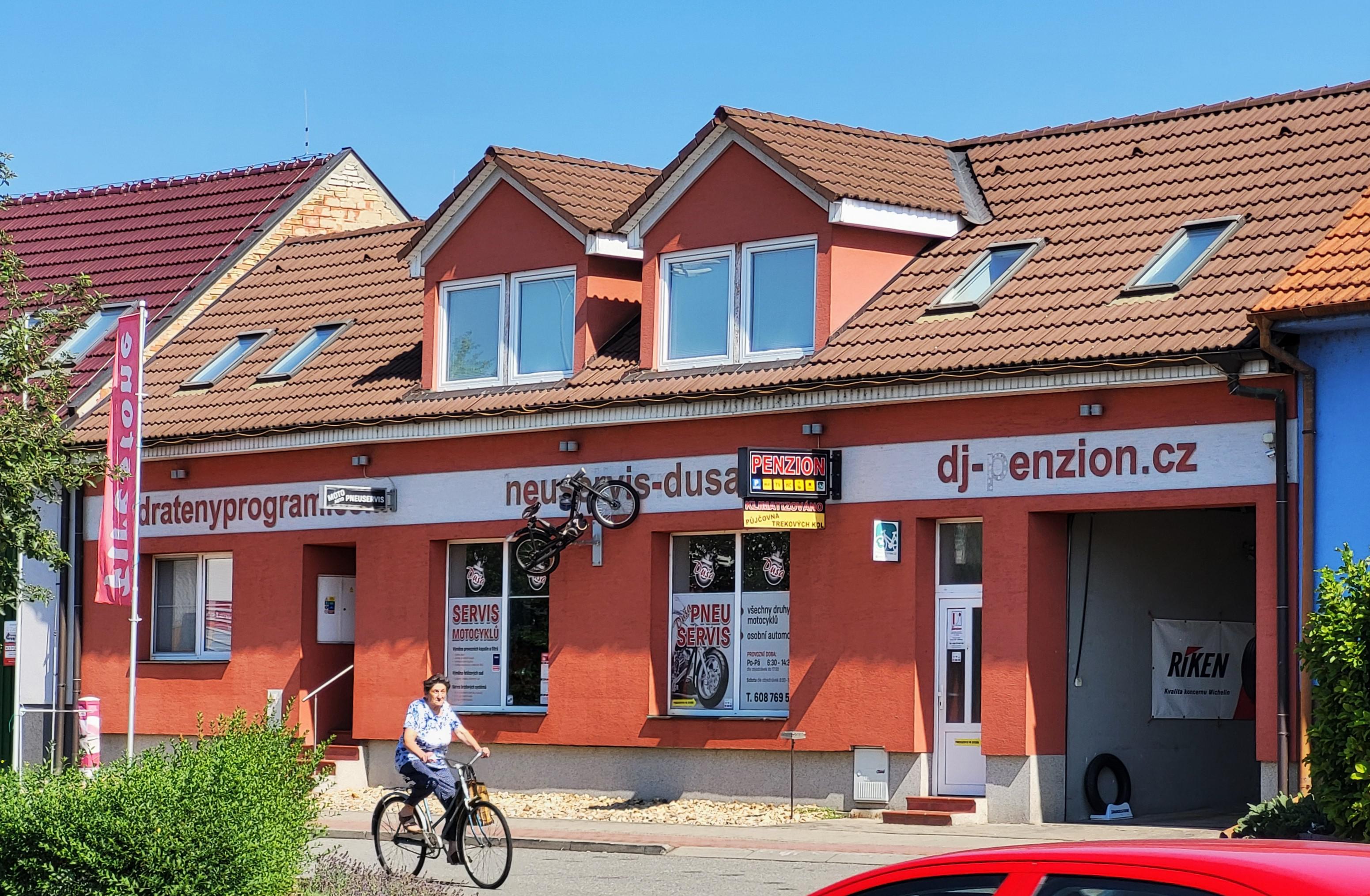 Pneuservis Duša Vracov foto 2