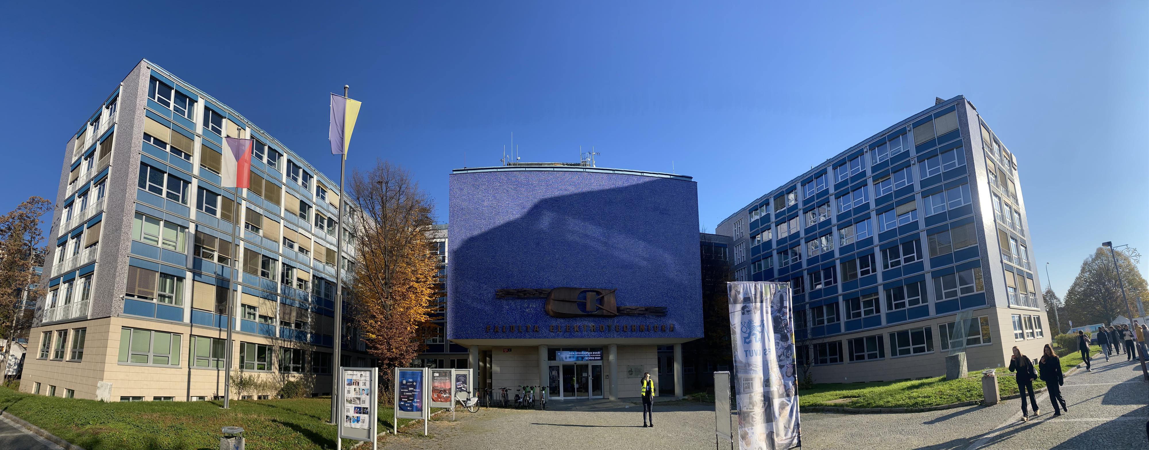 České vysoké učení technické v Praze - Fakulta elektrotechnická foto 2