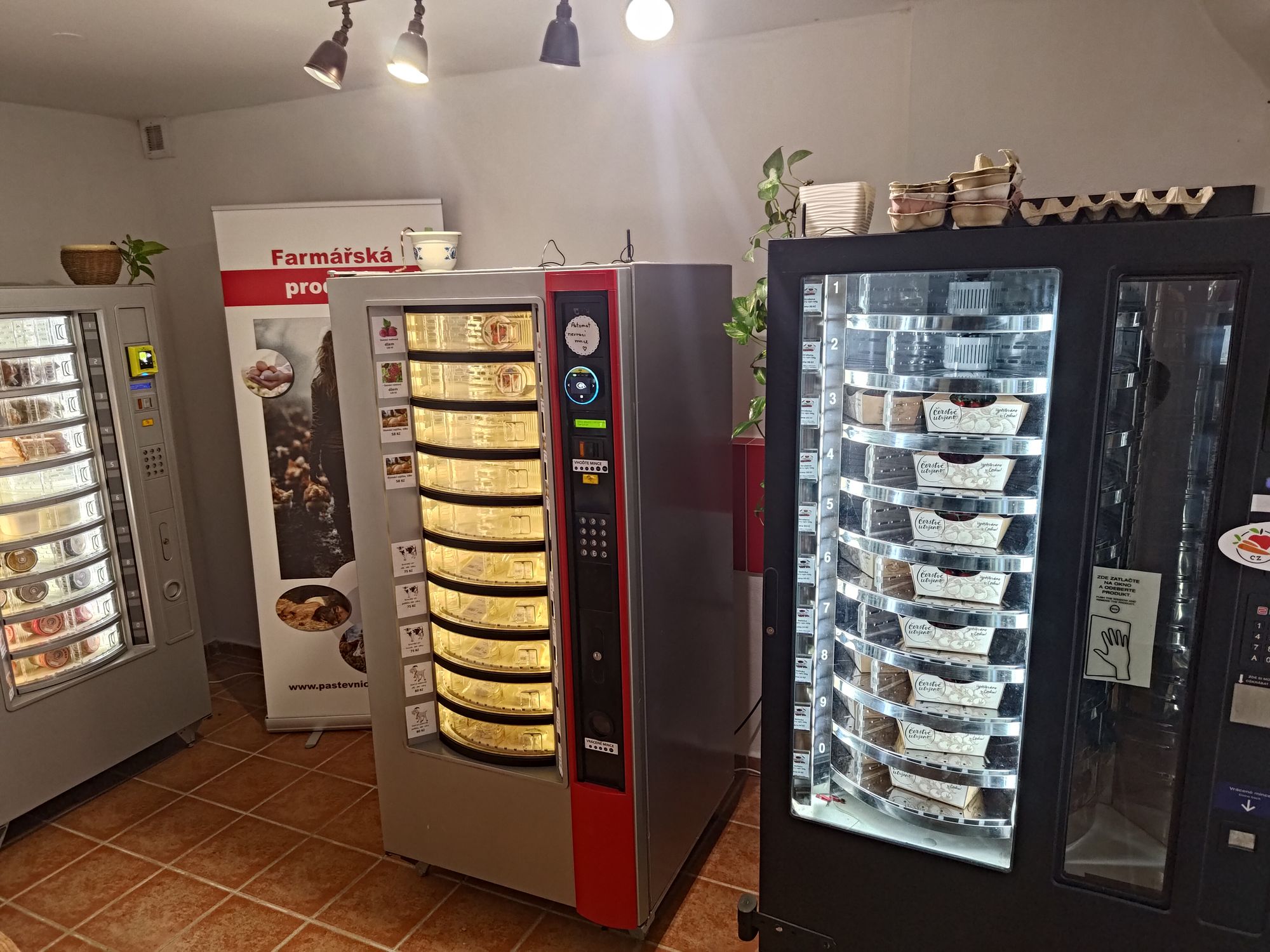 Permakulturní zahrada Bouzov - Samoobslužná prodejna foto 4