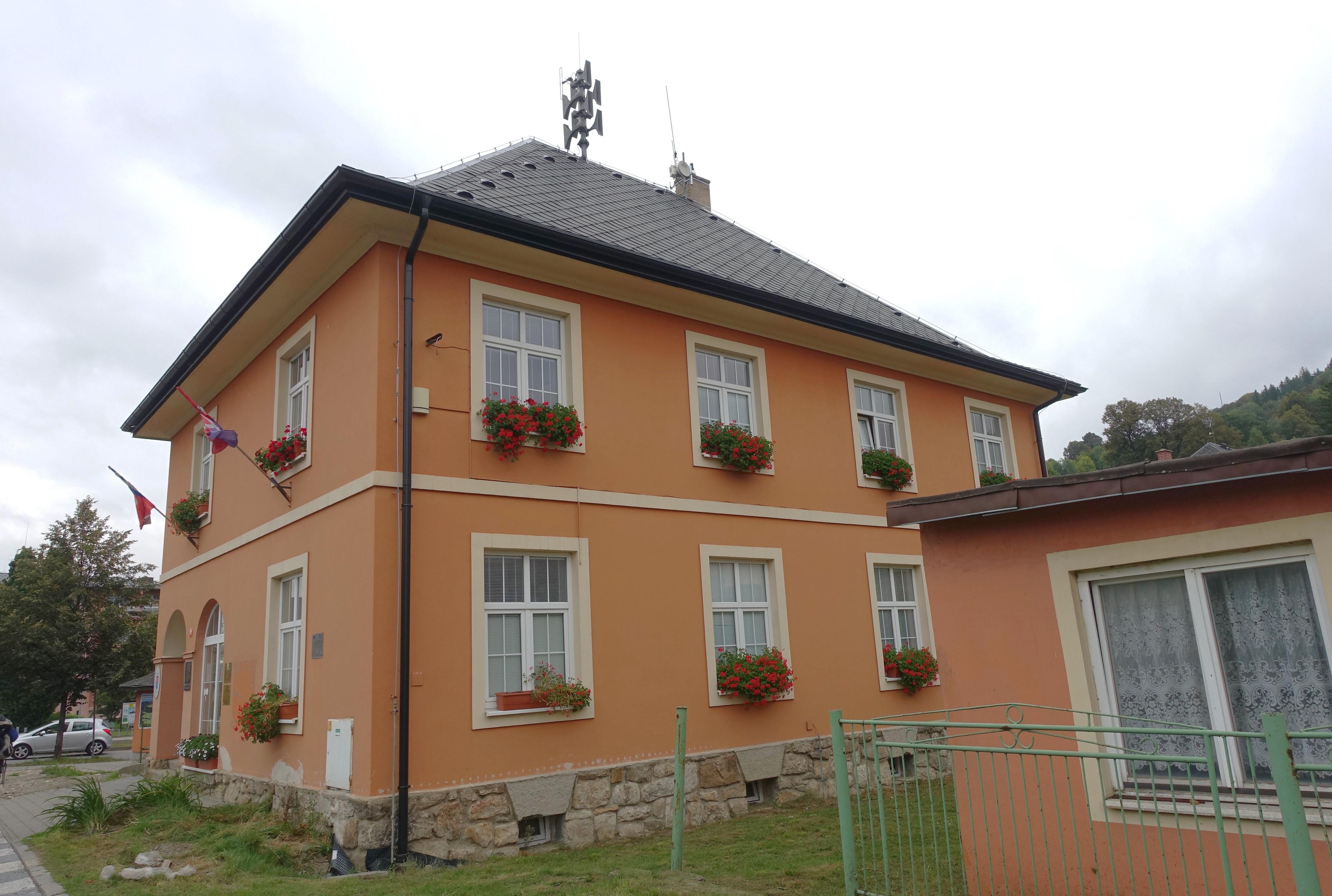 Česká Ves - obecní úřad foto 5