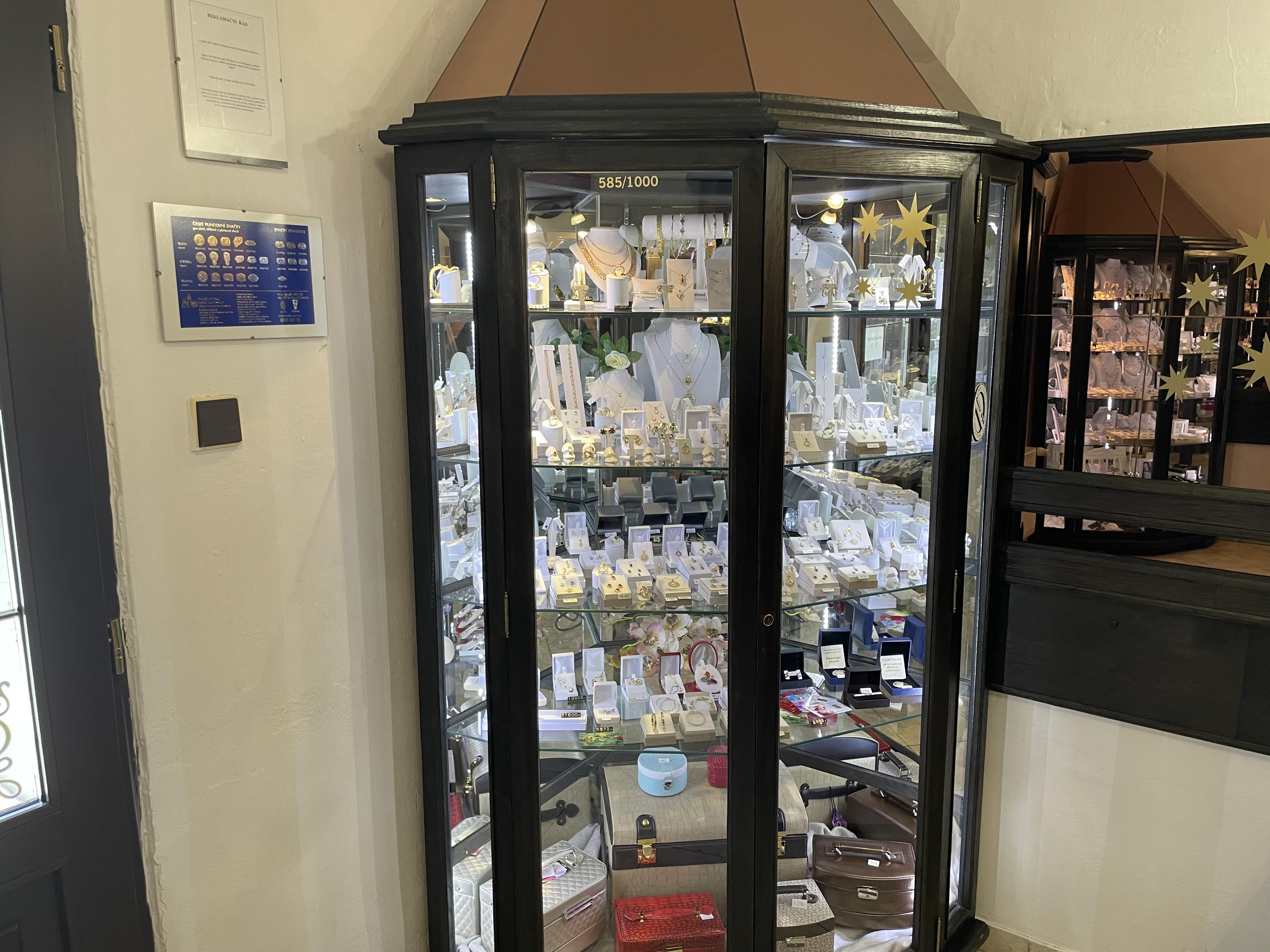 Zlatnictví v Klaudiánce foto 3