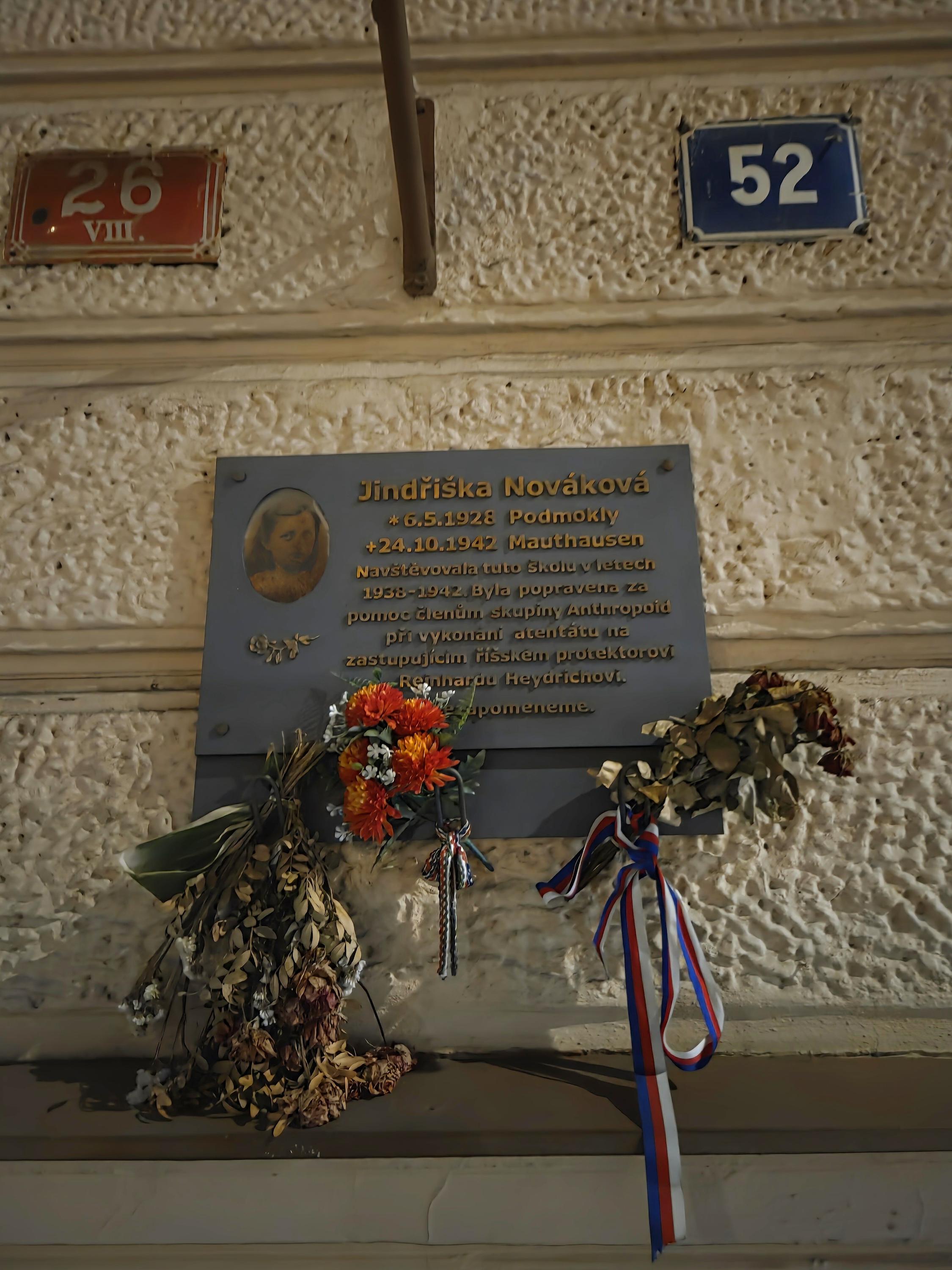 ZŠ Bohumila Hrabala, Praha 8 foto 4