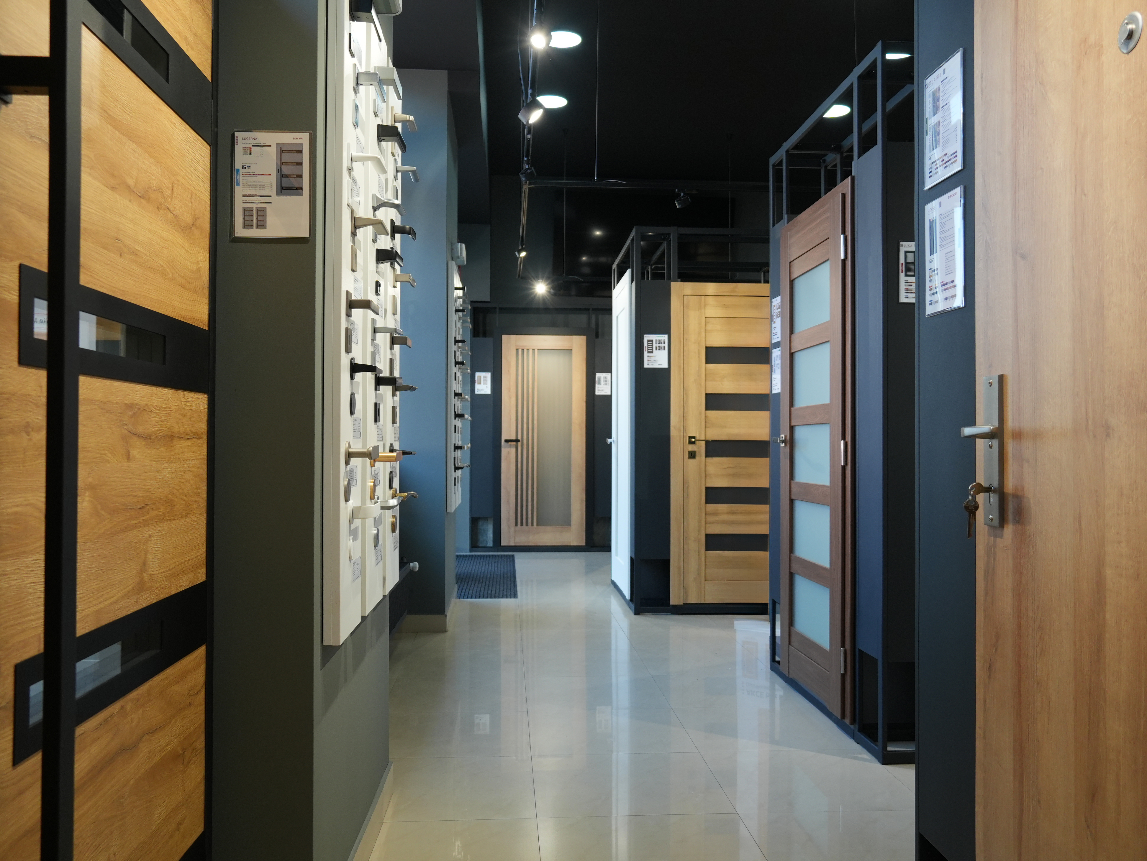 ERKADO Výrobce dveří a zárubní foto 6