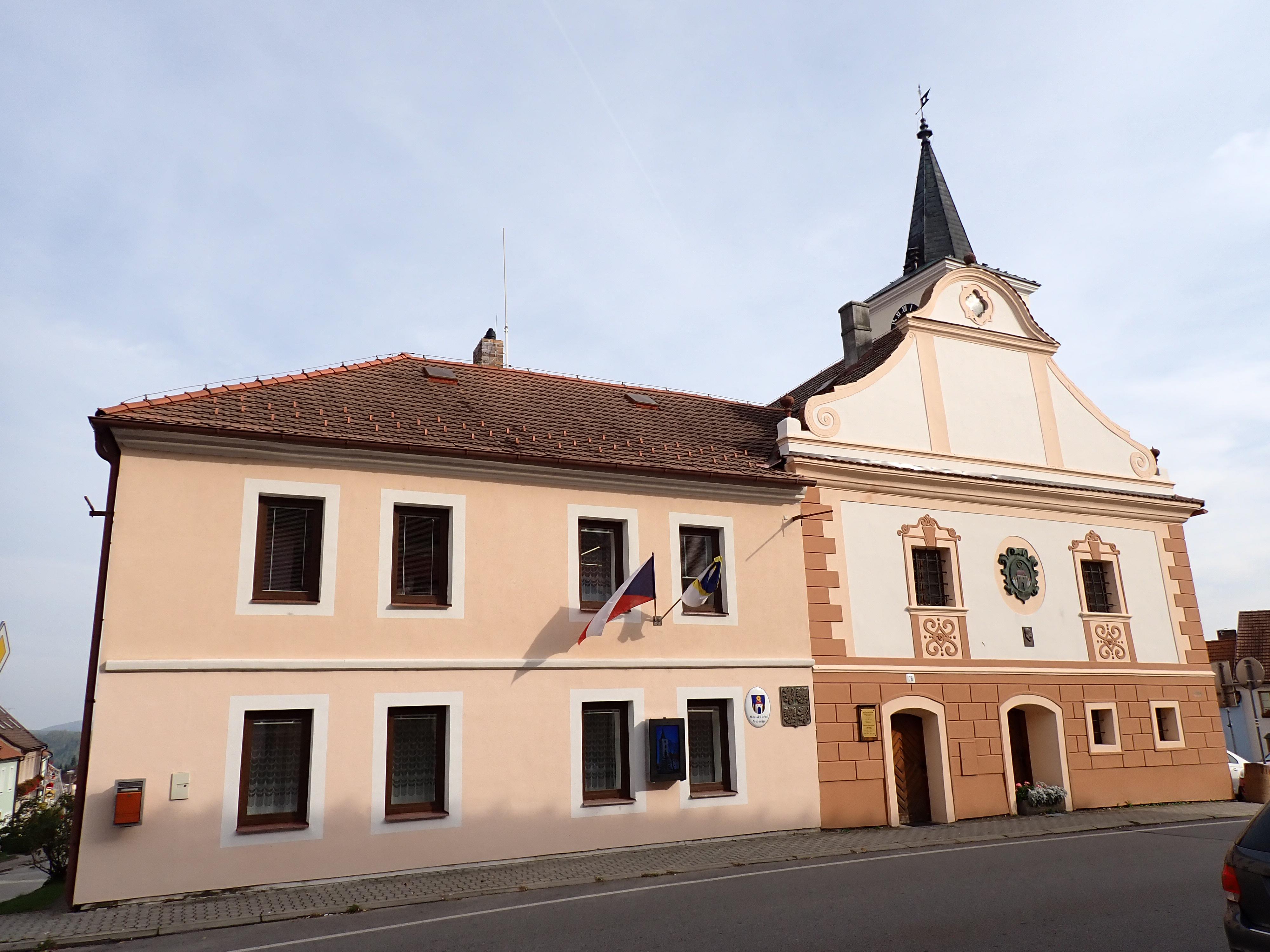 Velešín - městský úřad foto 5