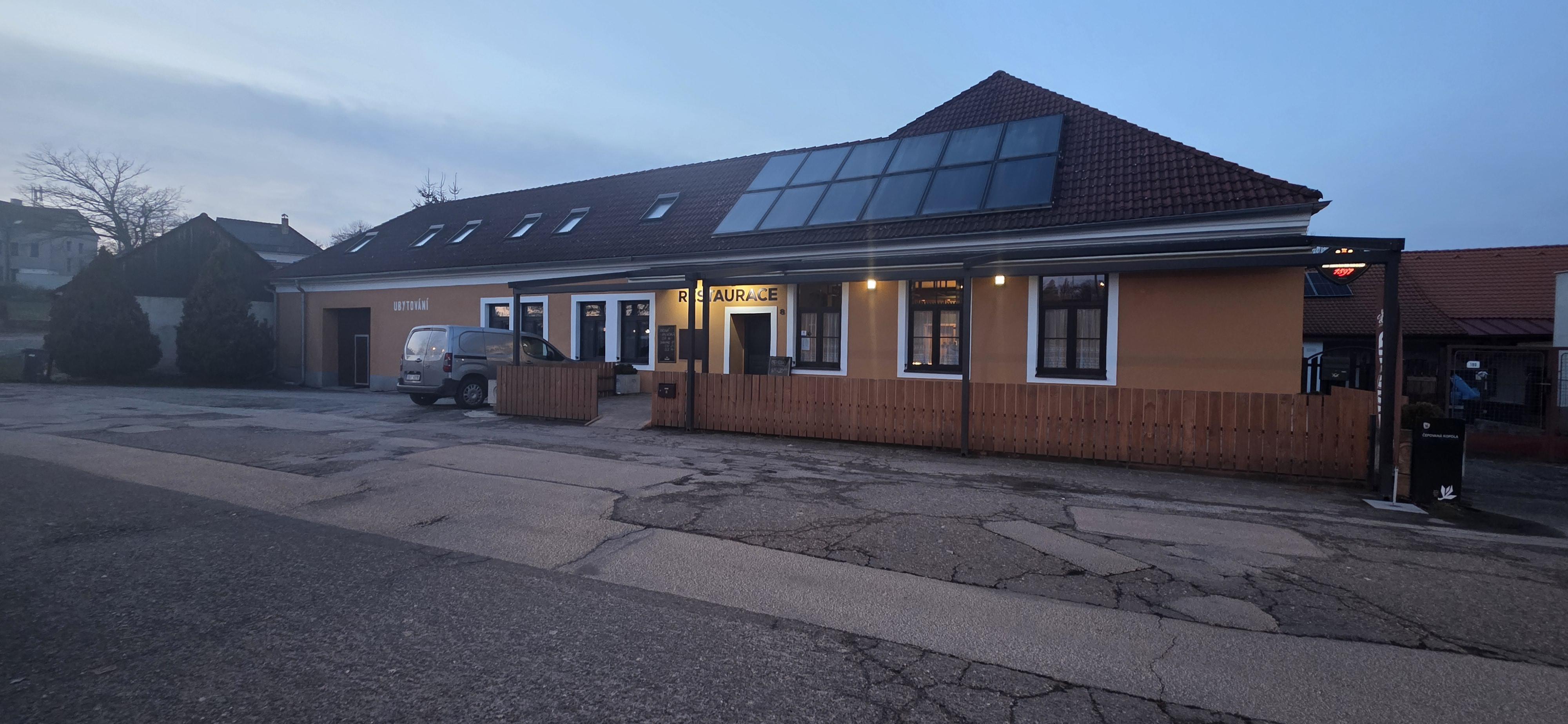 Restaurace Jeřábek foto 4