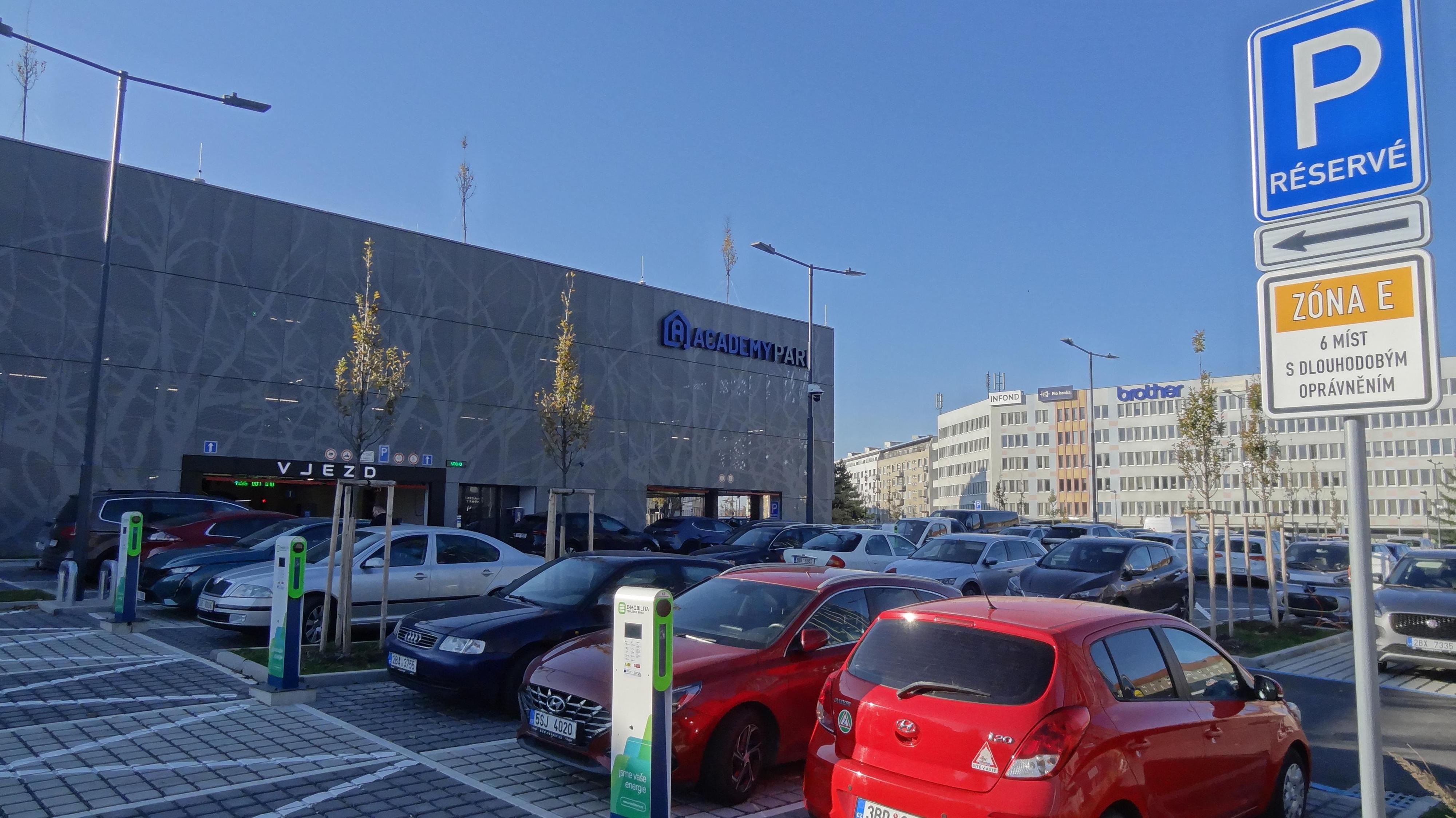 Teplárny Brno, a.s. - rychlonabíjecí stanice foto 3