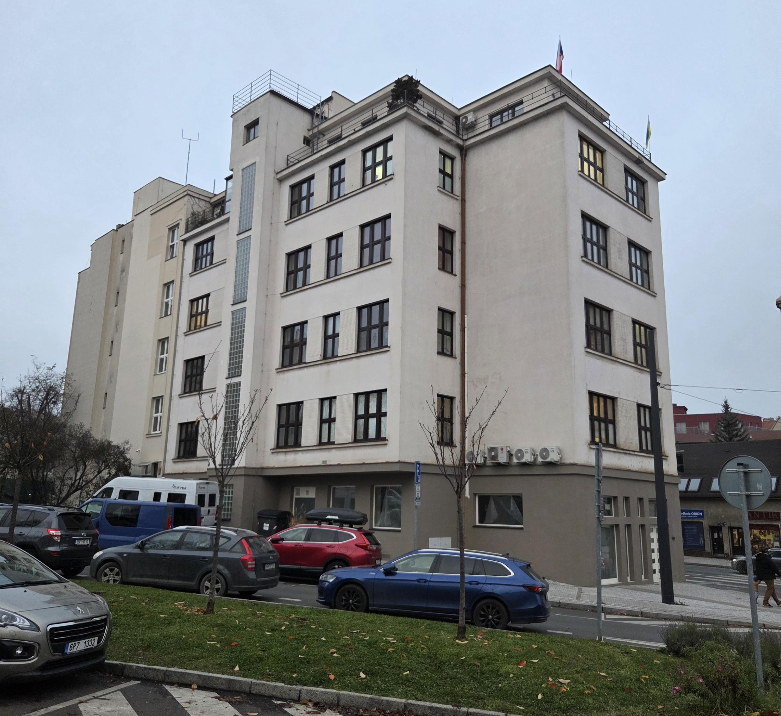 Úřad městské části Praha 8 foto 5