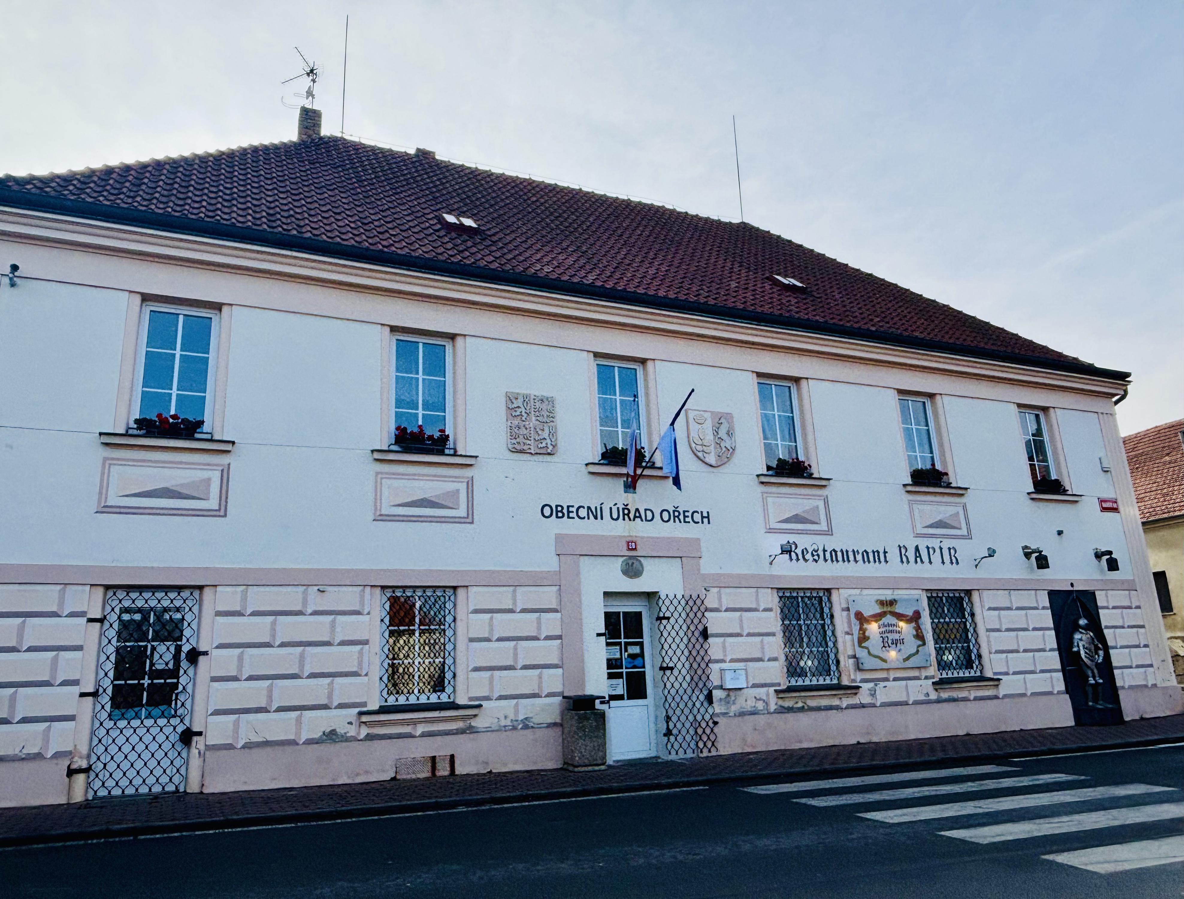Ořech - obecní úřad foto 6