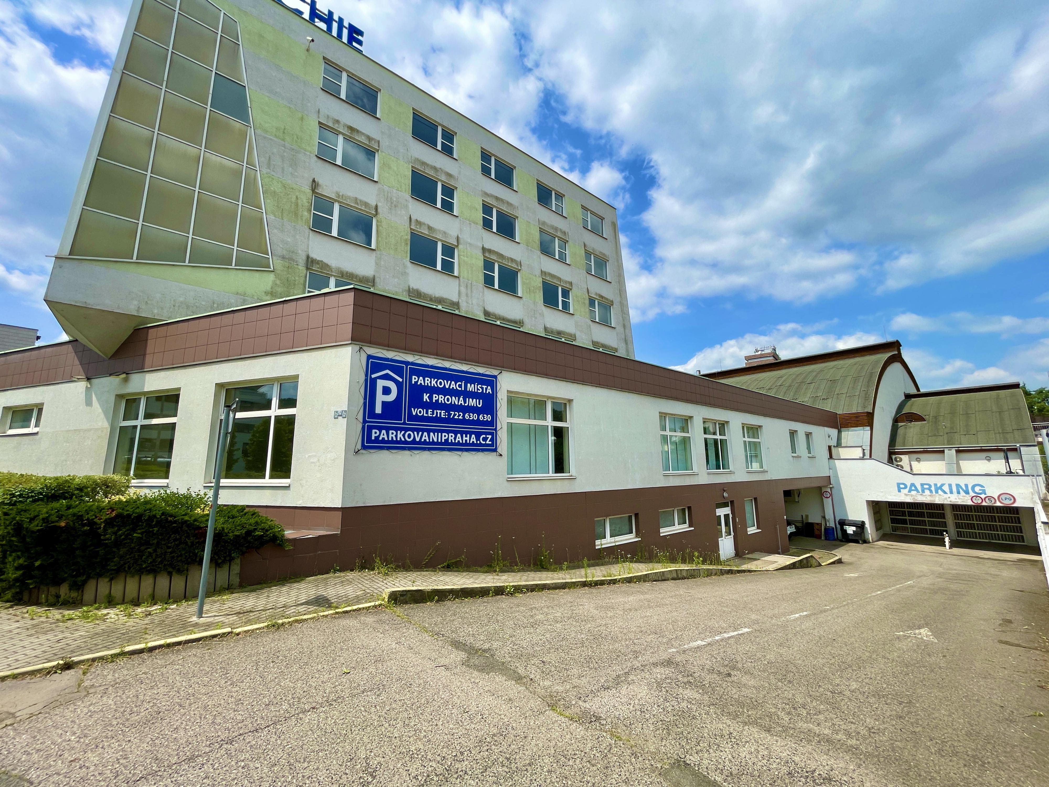 PARKOVÁNÍ PRAHA s.r.o.