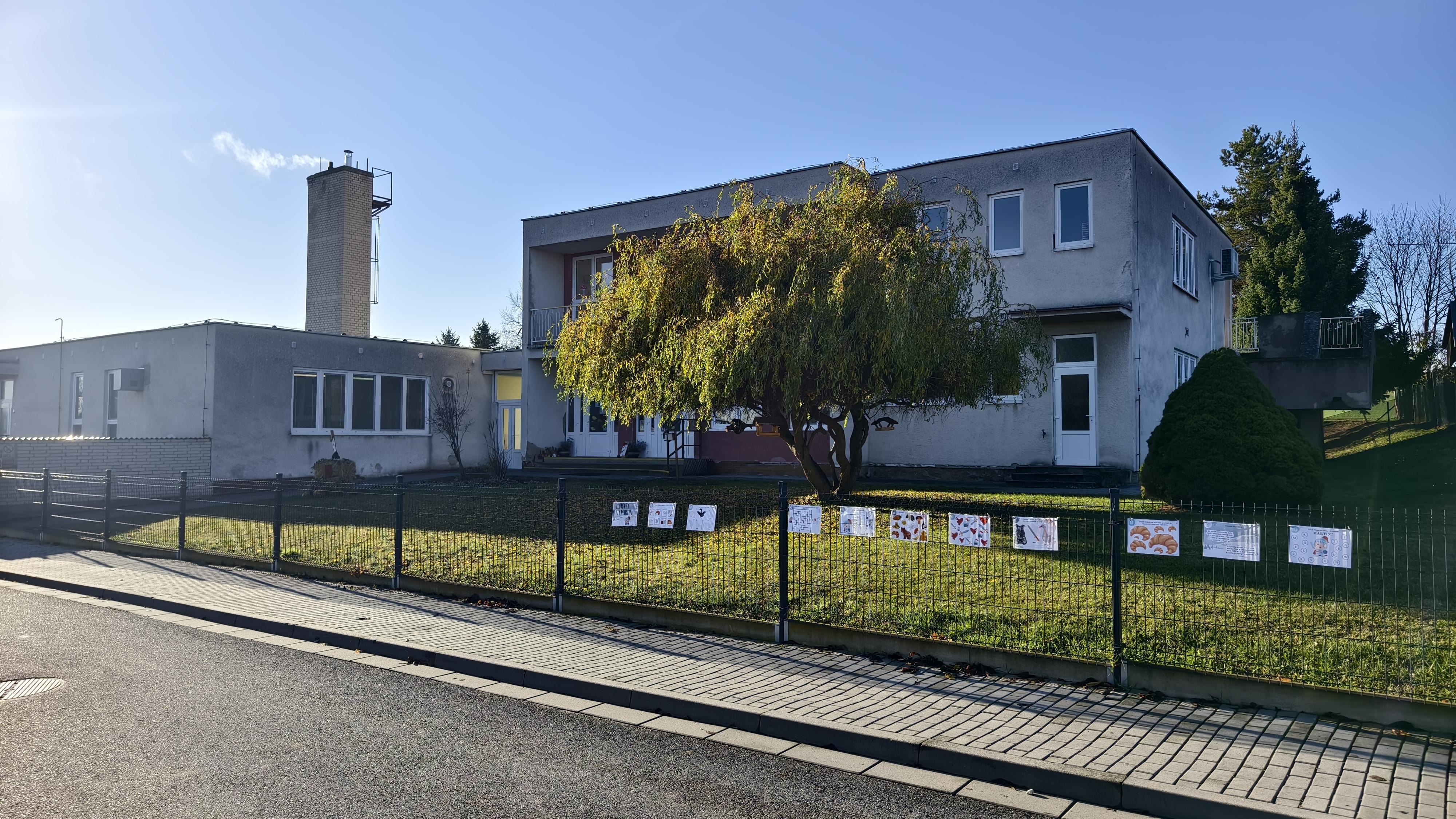 ZŠ a MŠ Břežany foto 2
