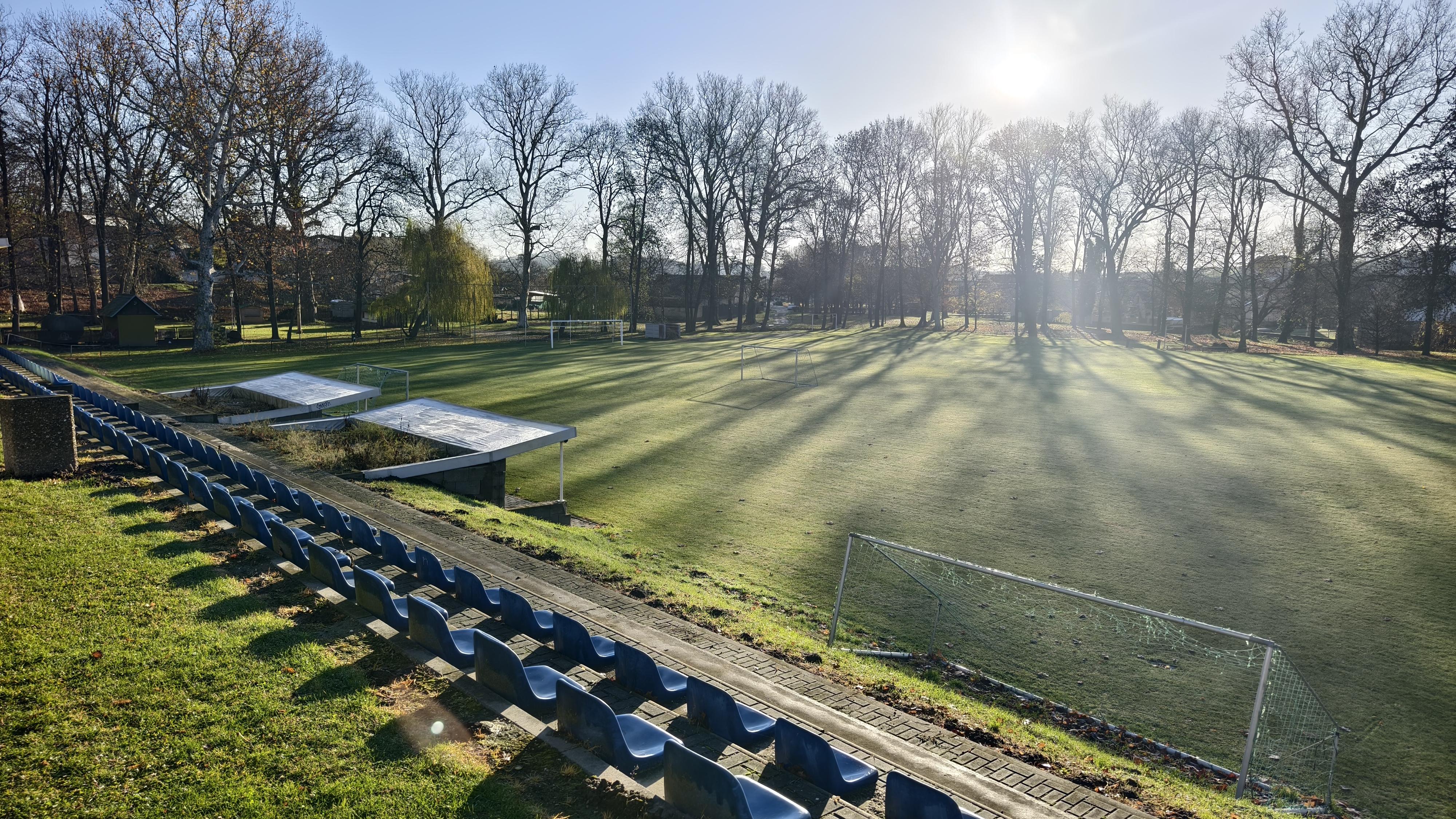 TJ Břežany - Fotbalové hřiště foto 2
